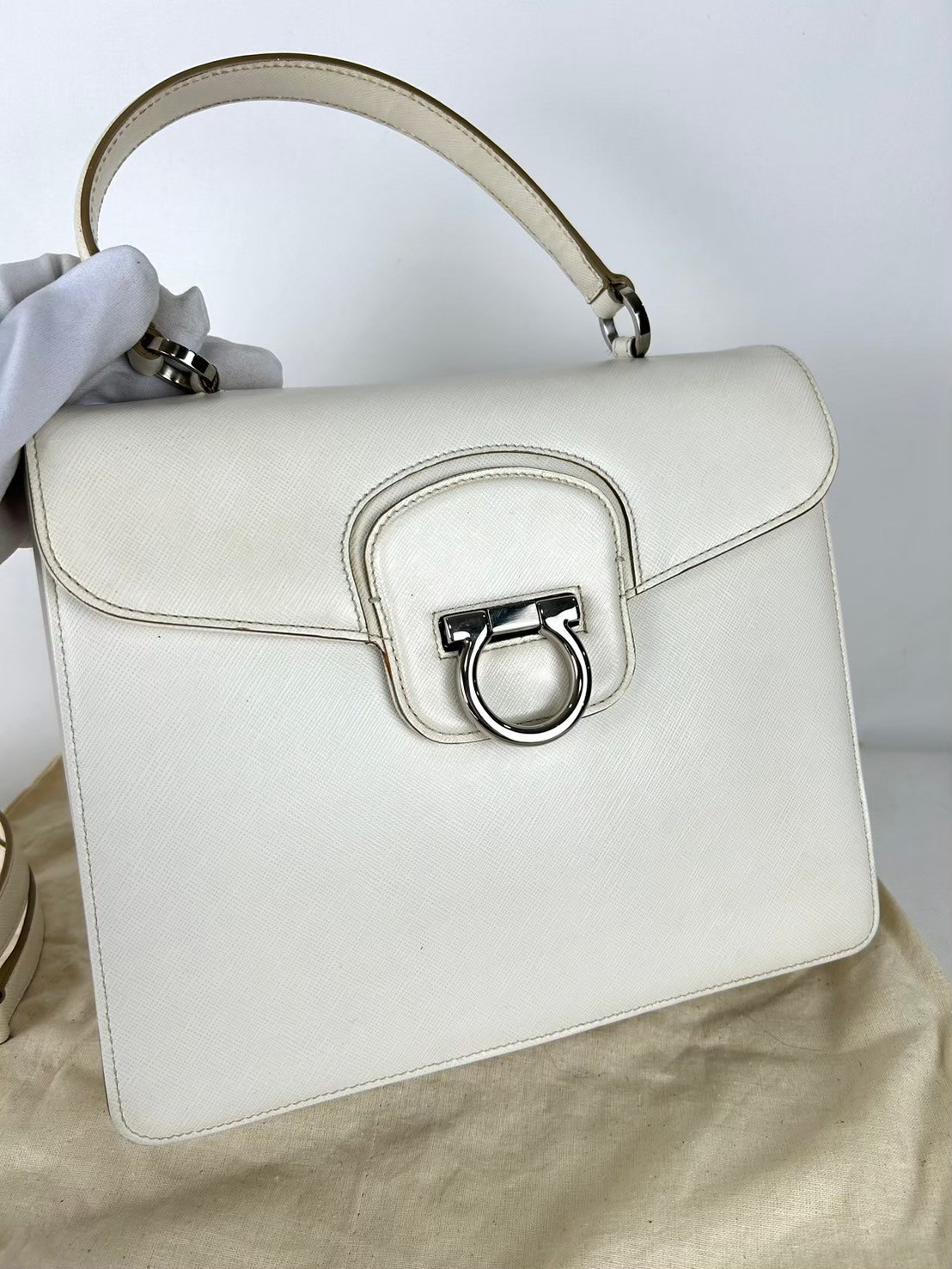 FERRAGAMO Gancion Hand bag - Image 3