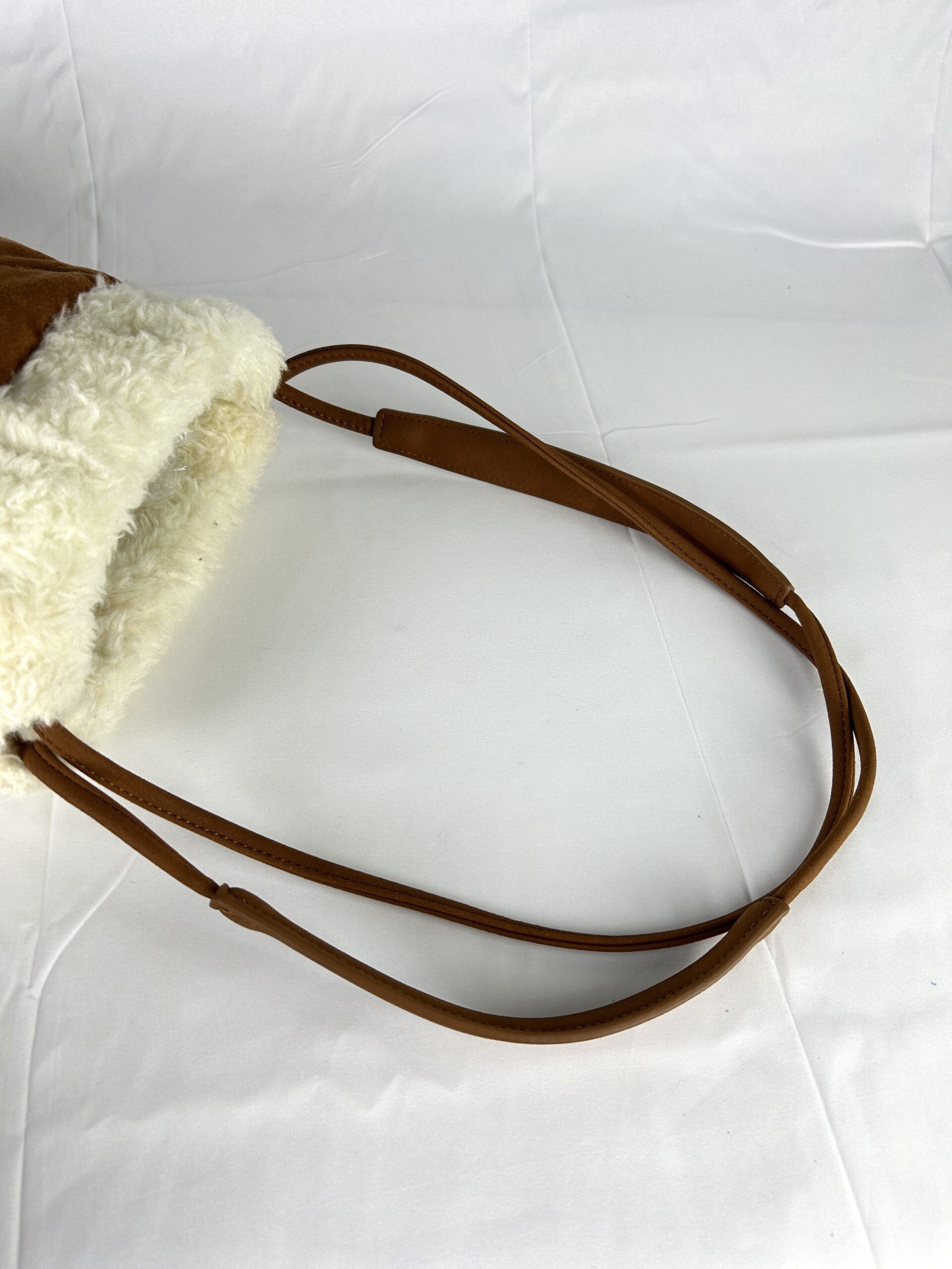 CARLYN Shearling Twee Shoulder Bag - Image 5