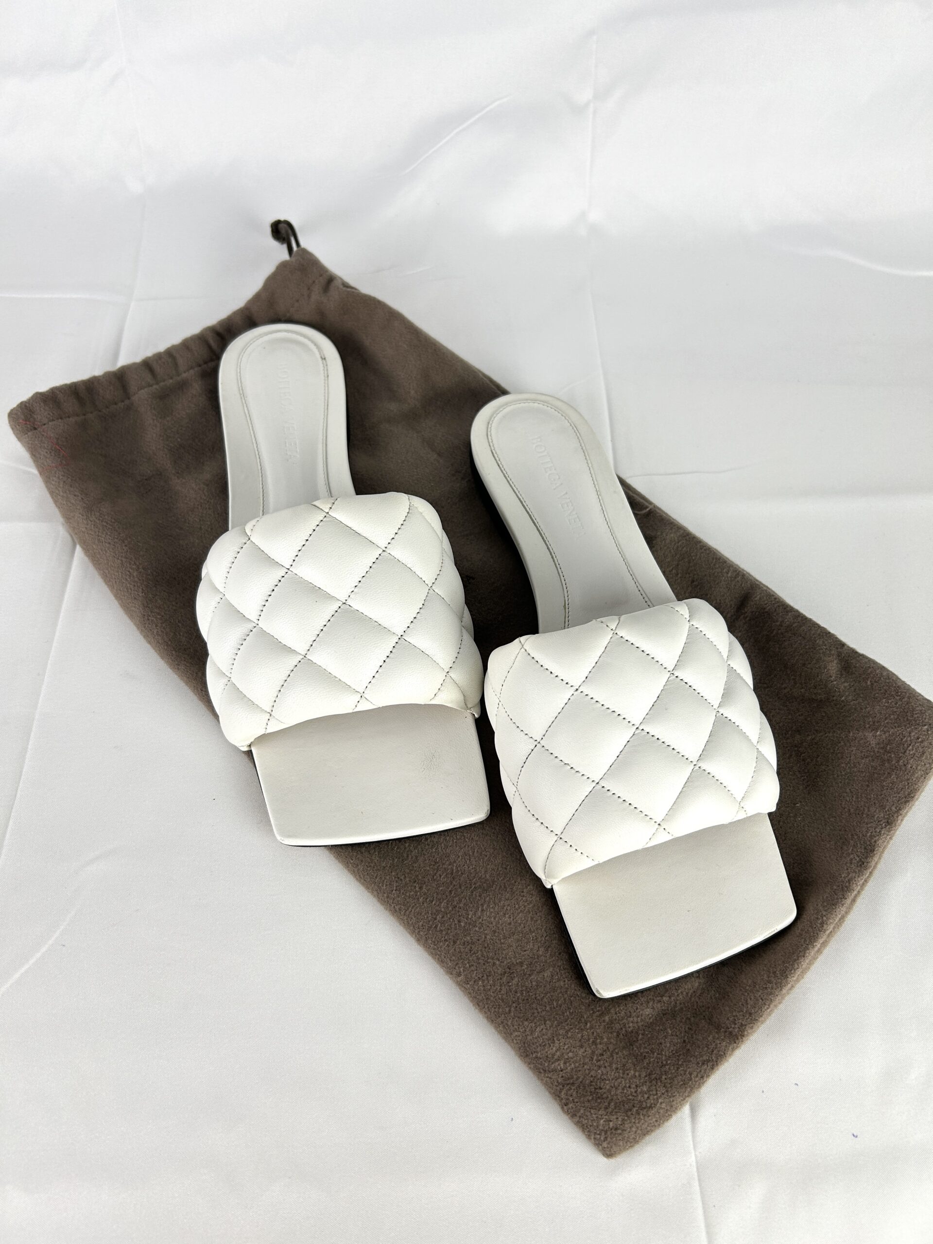 Bottega Padded Flat Sandal