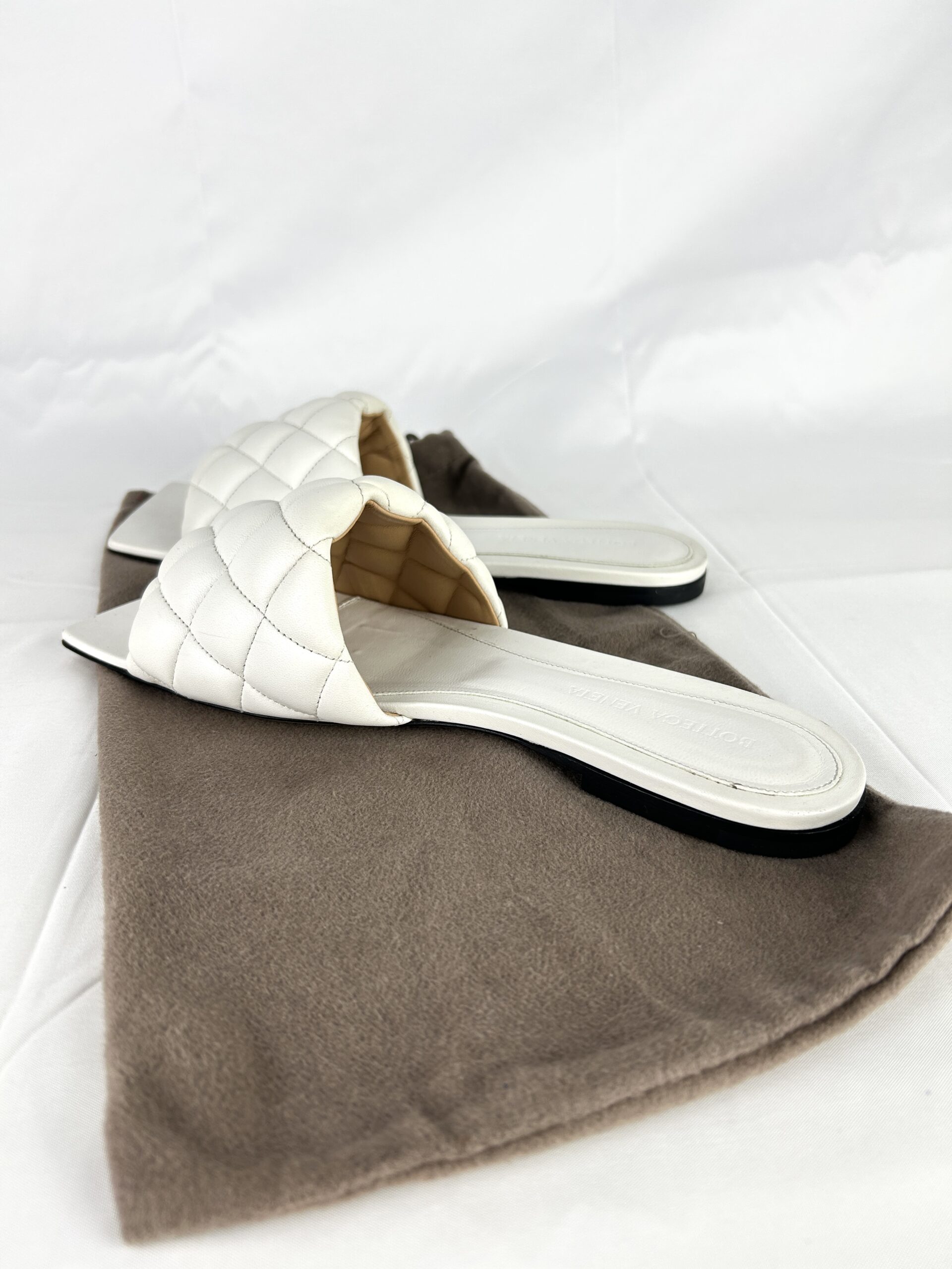 Bottega Padded Flat Sandal - Image 5