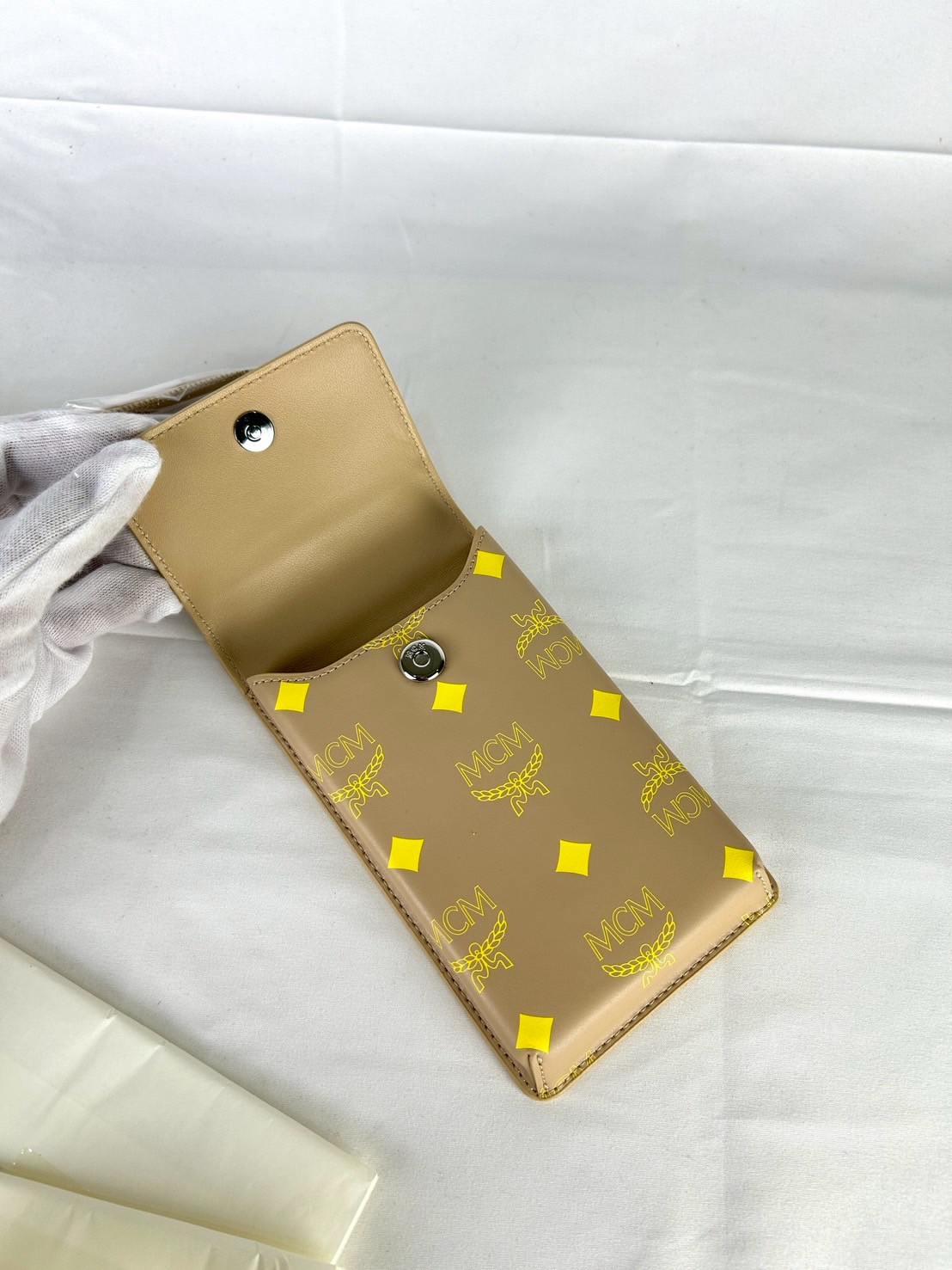 Mcm Visetos Lanyard Phone Case bag Y2020 - Image 5