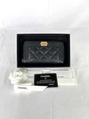 Chanel Boy Medium Zip Wallet Bag holo25