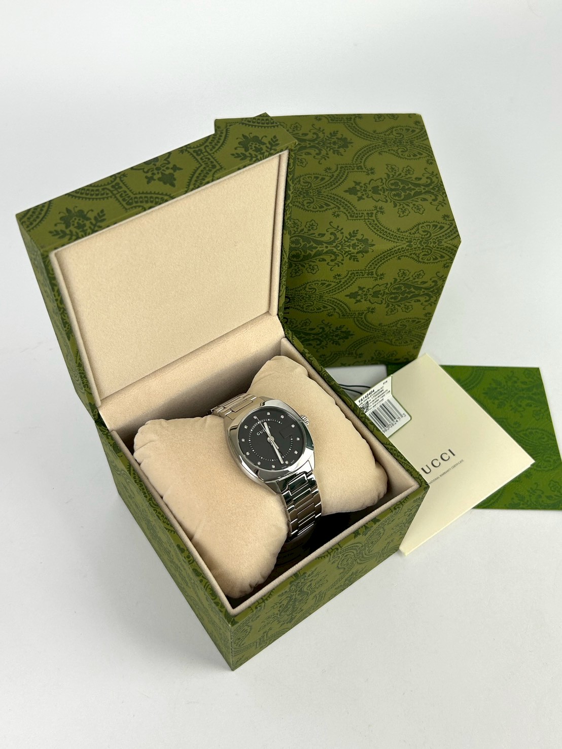 Gucci GG2570 Diamonds Dial Watch - Image 2