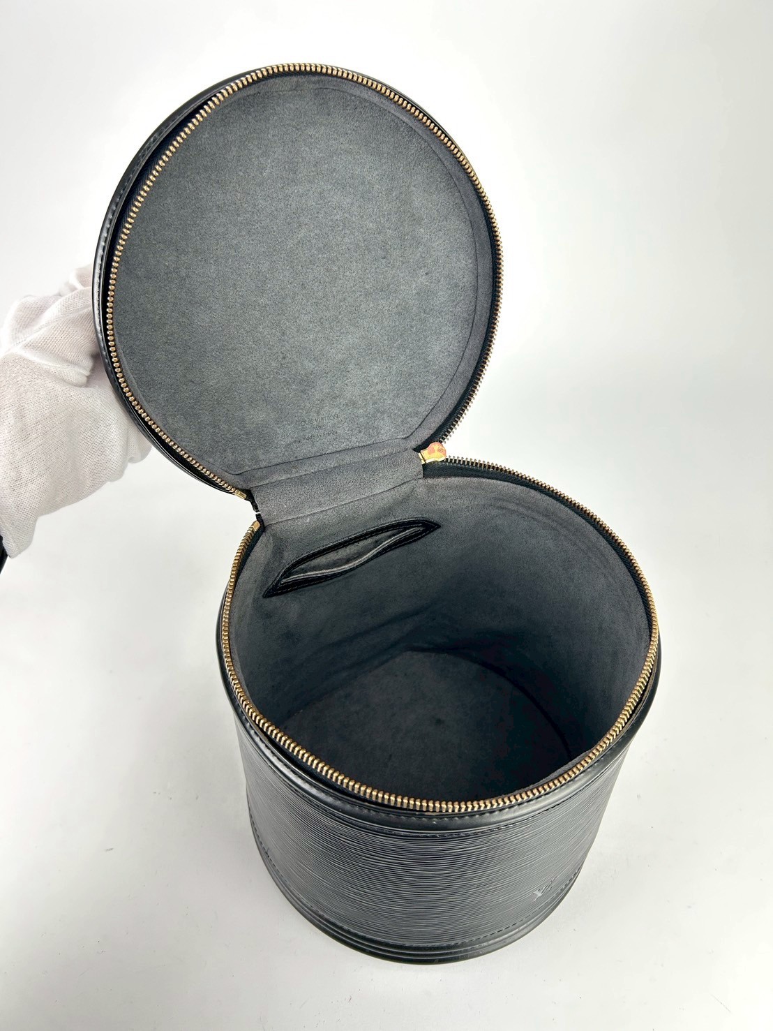 LouisVuitton Epi Cannes Bucket bag Y1994 - Image 6