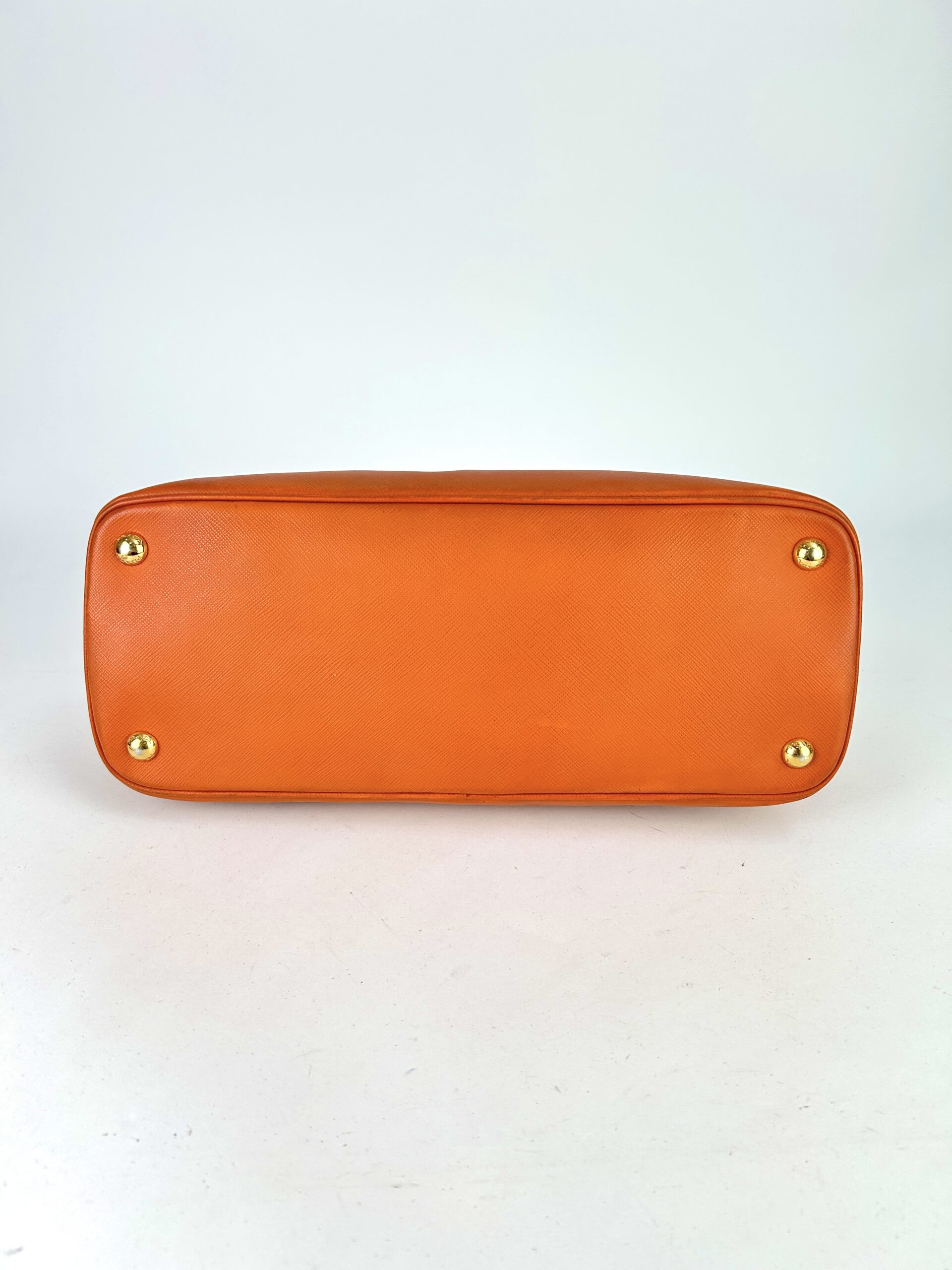 Prada Alma Lix Saffiano Handler bag - Image 4