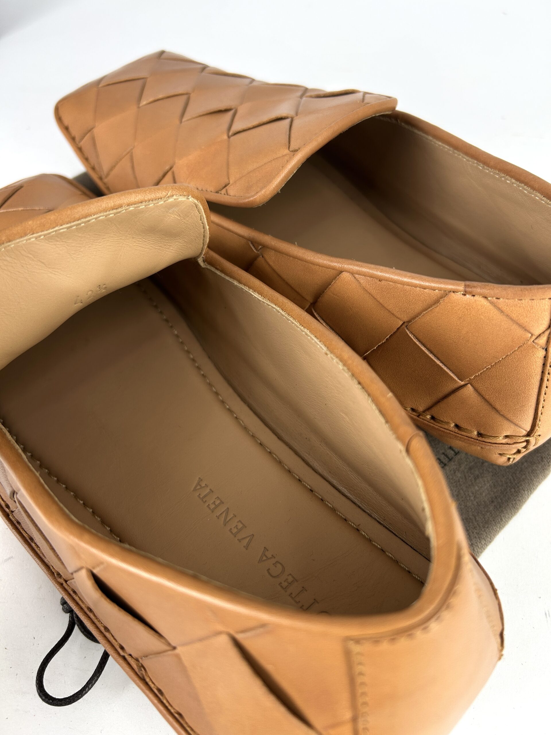 Bottega Maxi Intrecciato Douglas Loafers - Image 4