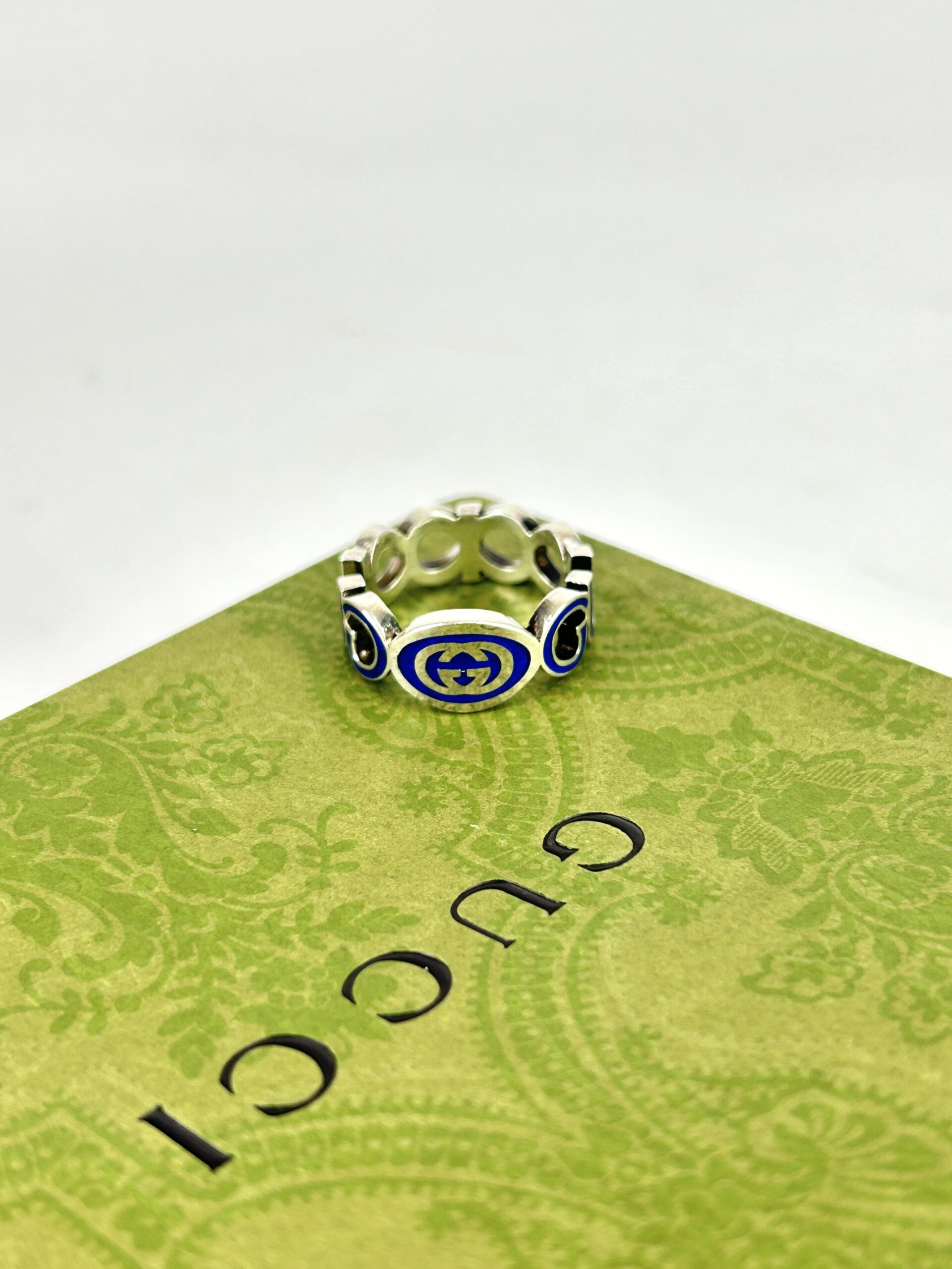 Gucci Sterling Silver Enamel Interlocking G Ring - Image 2