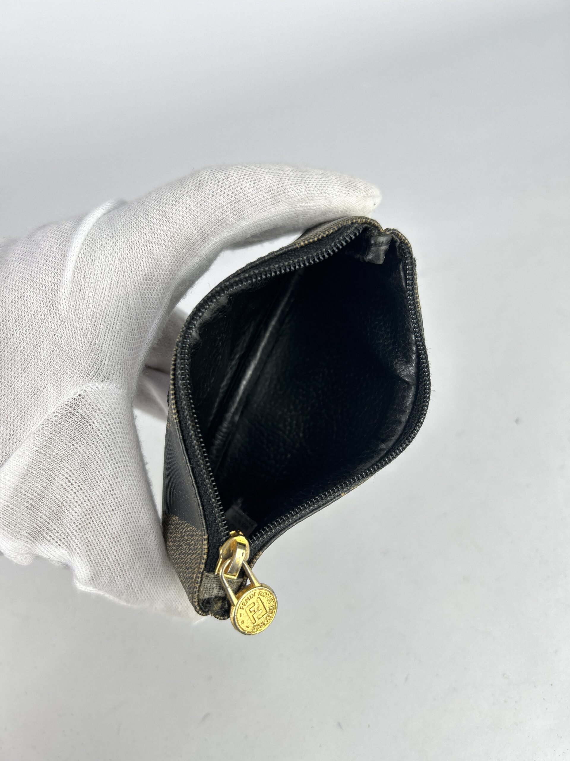 FENDI Vintage Coin bag - Image 4