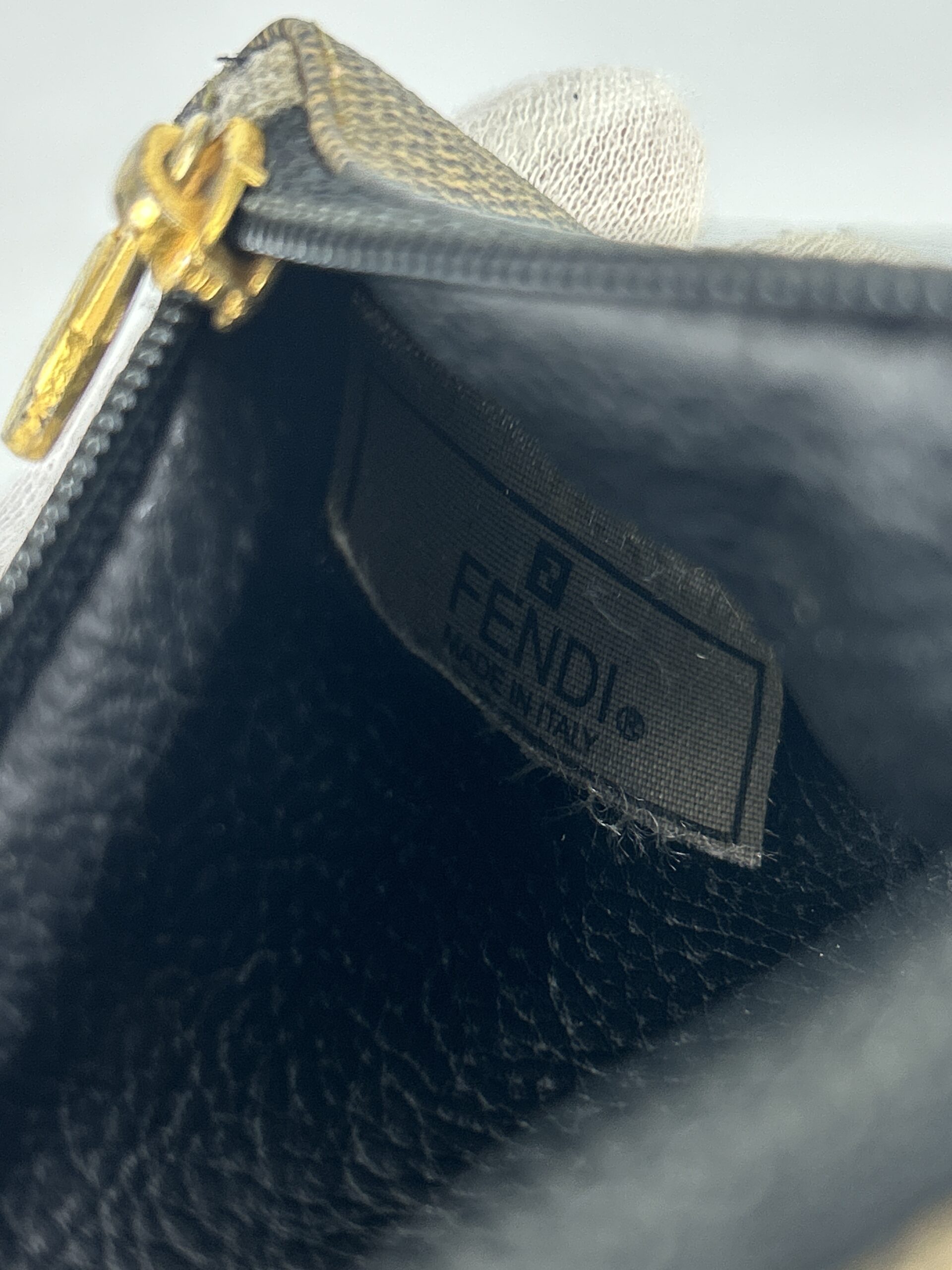 FENDI Vintage Coin bag - Image 5