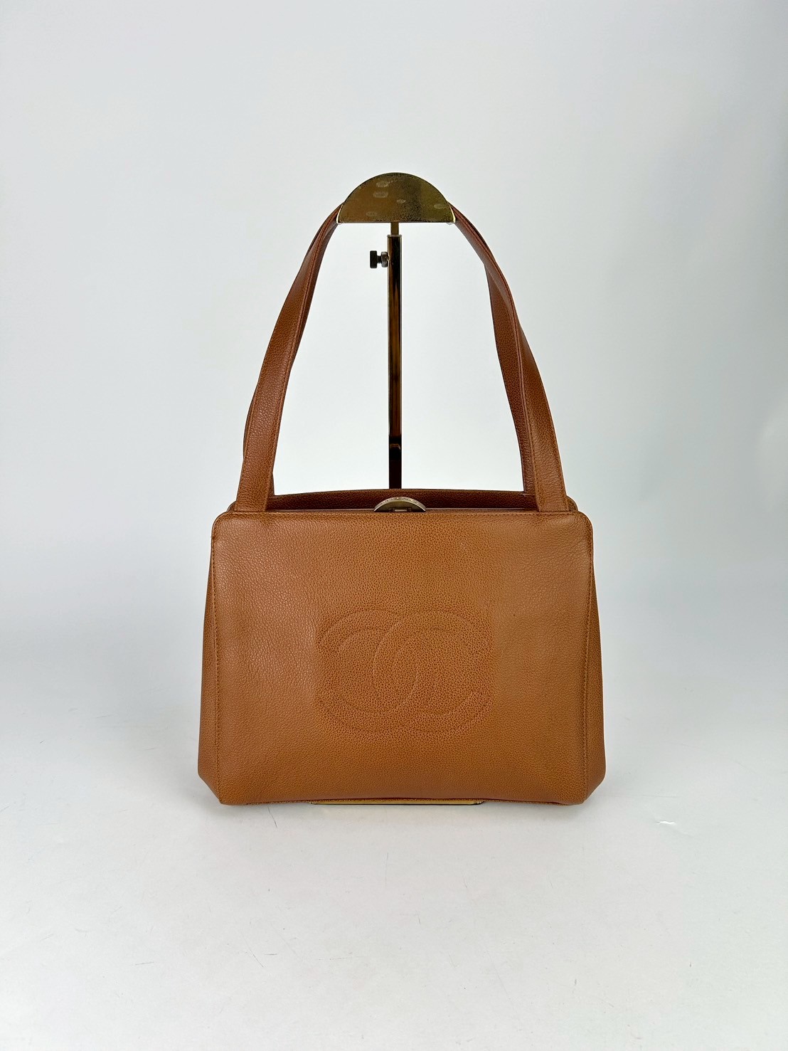 Chanel Vintage Kiss Lock Tote bag Holo5