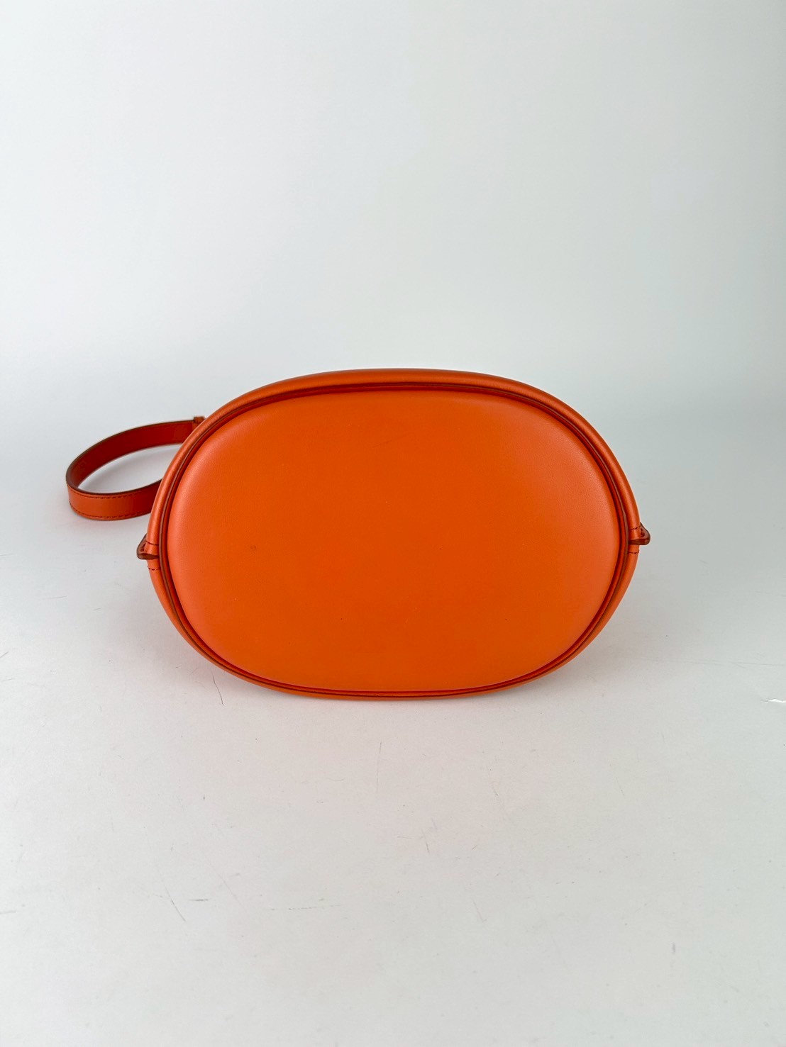 Marc Jacobs Small The Bucket Crossbody bag - Image 4