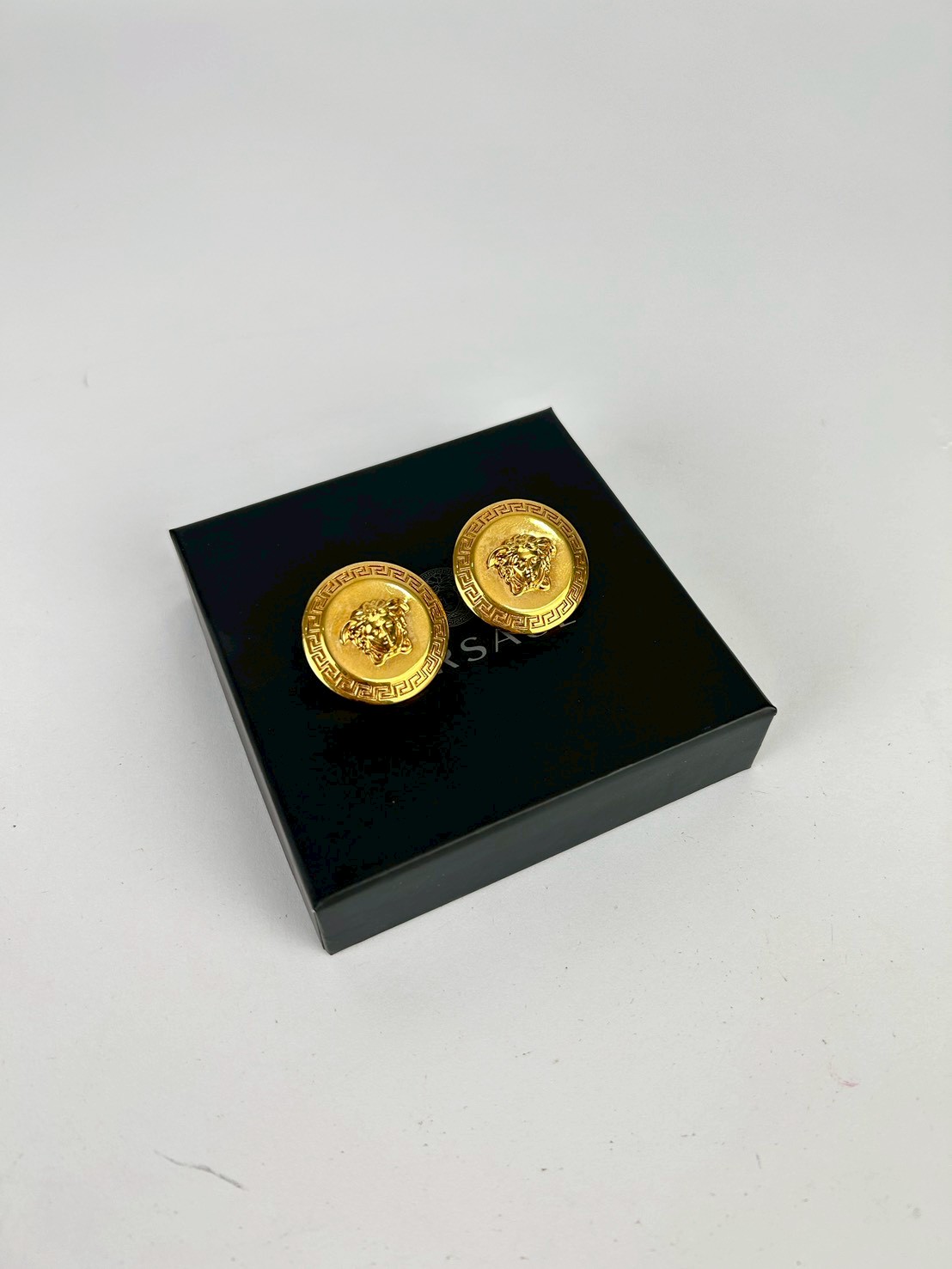 Versace Tribute Medusa Earrings Y2023 - Image 3