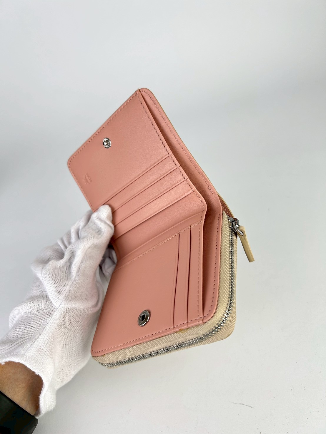 Mcm Rabbit Mini Zip Around Wallet - Image 5