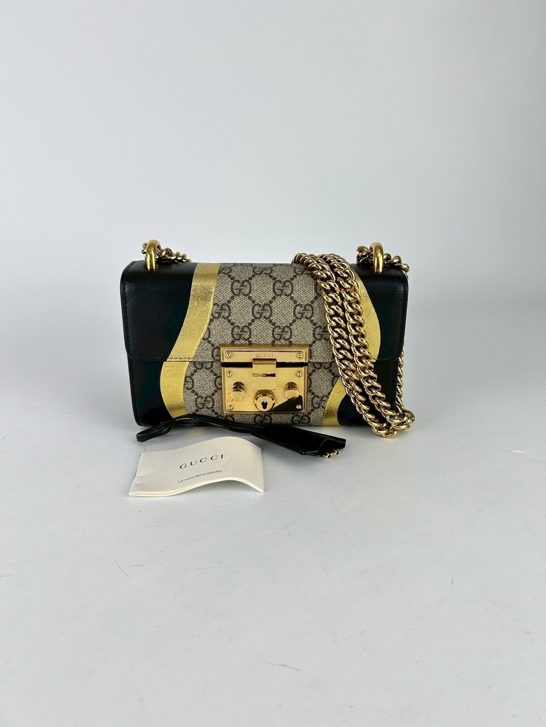 Gucci Padlock Gg Supreme Shoulder bag
