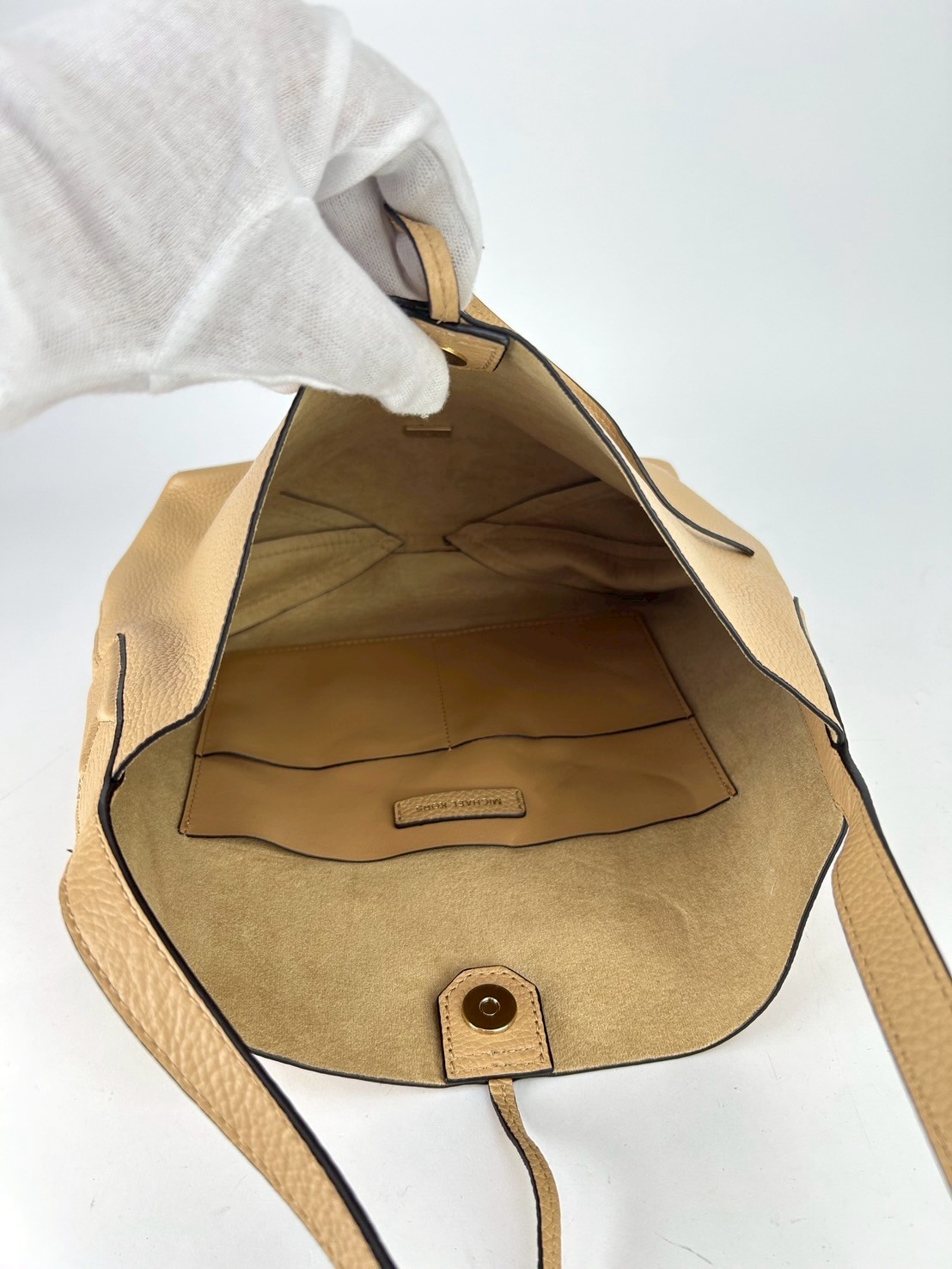 Michael kors Junie Bucket bag - Image 6