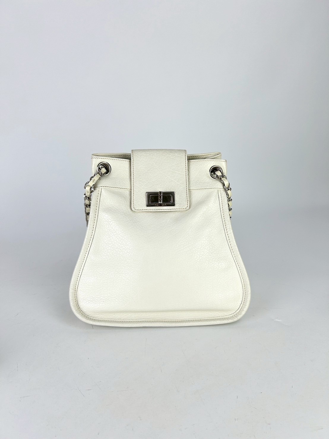 Chanel 2.55 Mademoiselle Lock Shoulder bag holo9 - Image 3