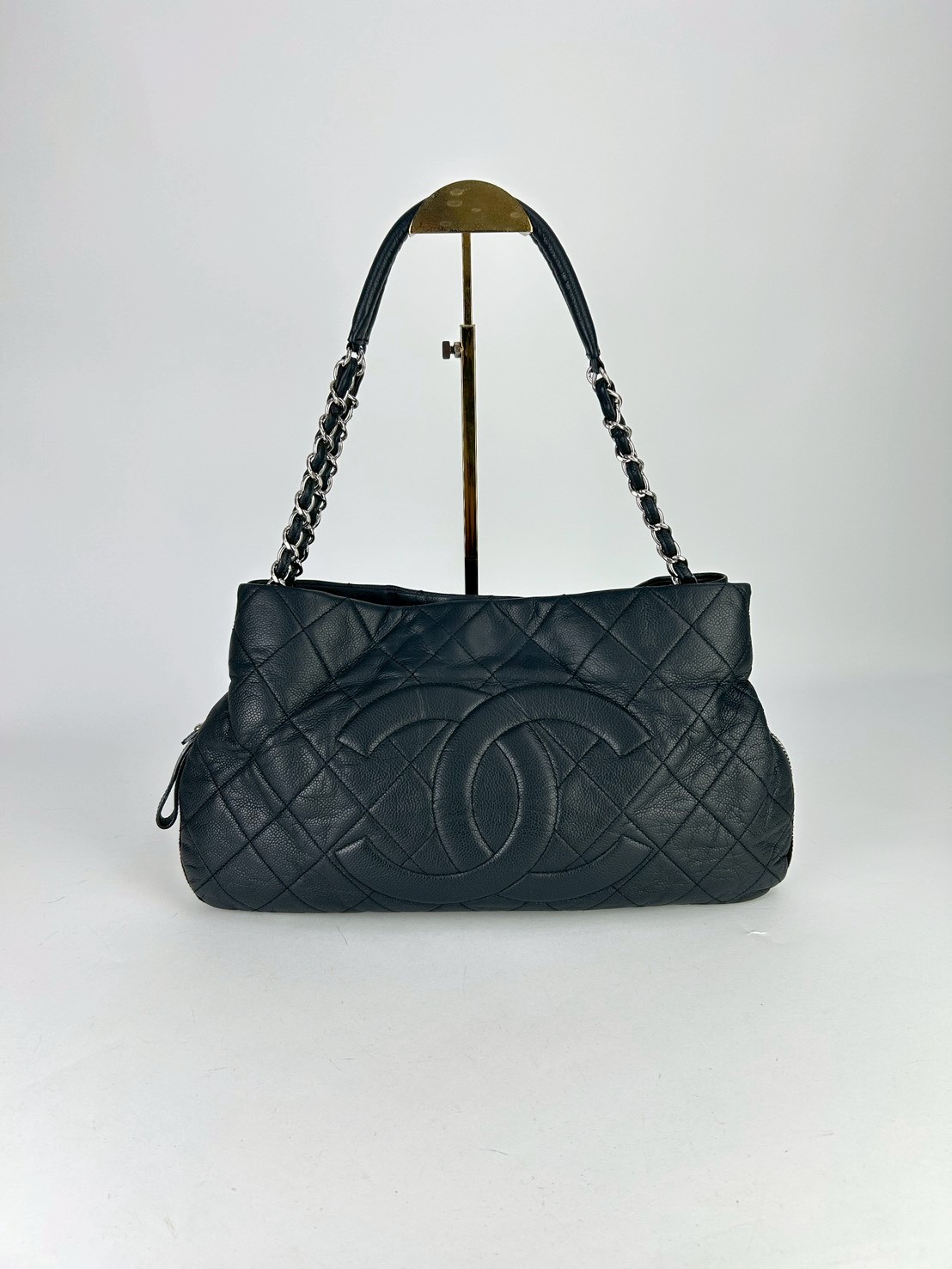 Chanel Timeless Cc Tote bag Y2011 - Image 3
