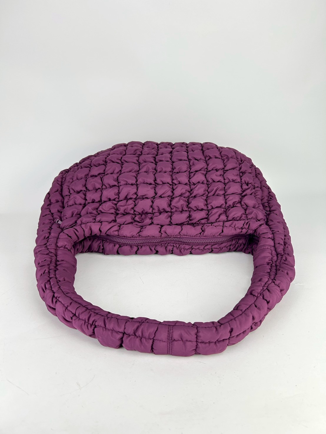 Cos Oversized Quilted Shoulder bag - Image 5