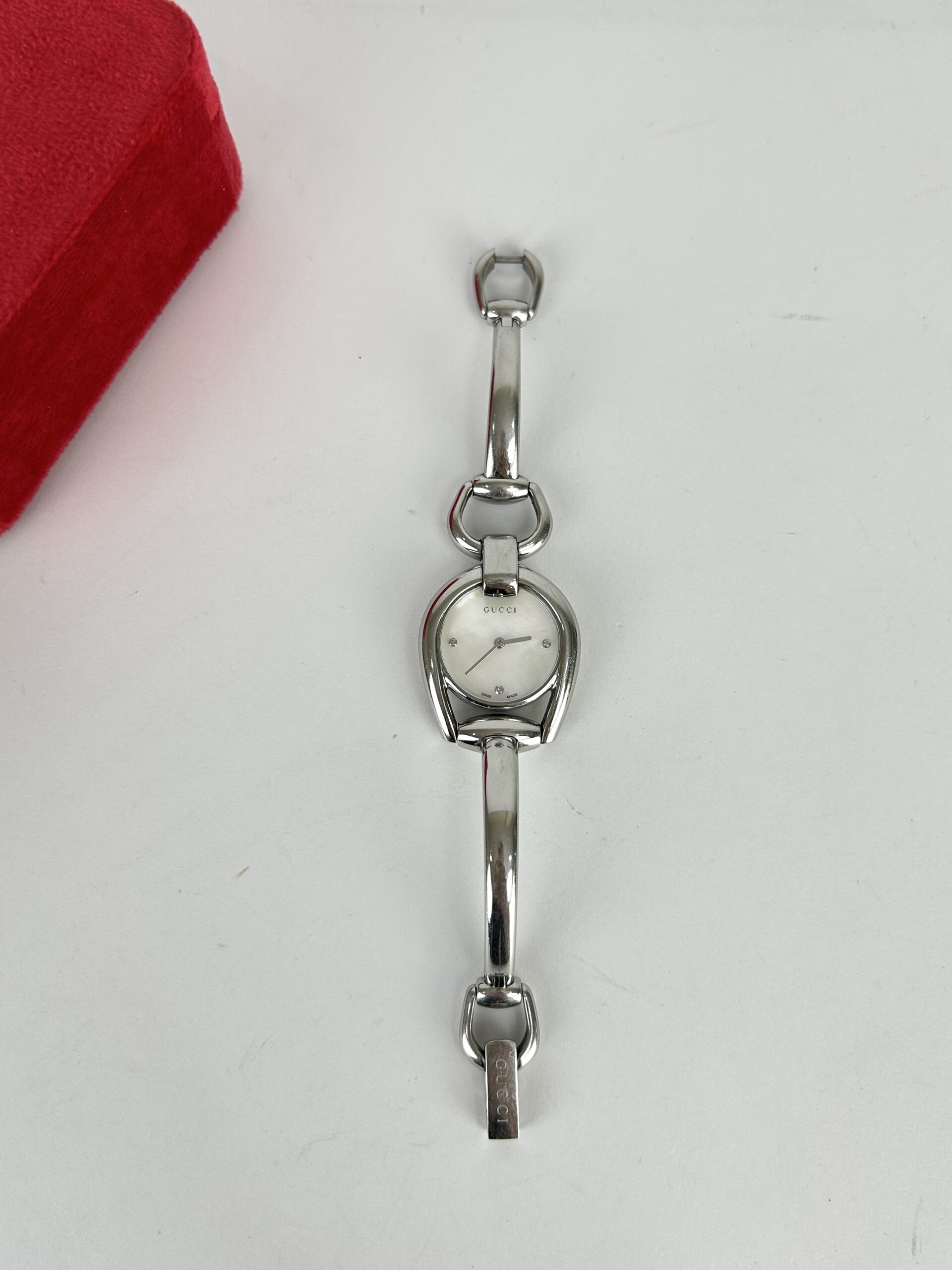 Gucci Ladies Quartz Watch - Image 2