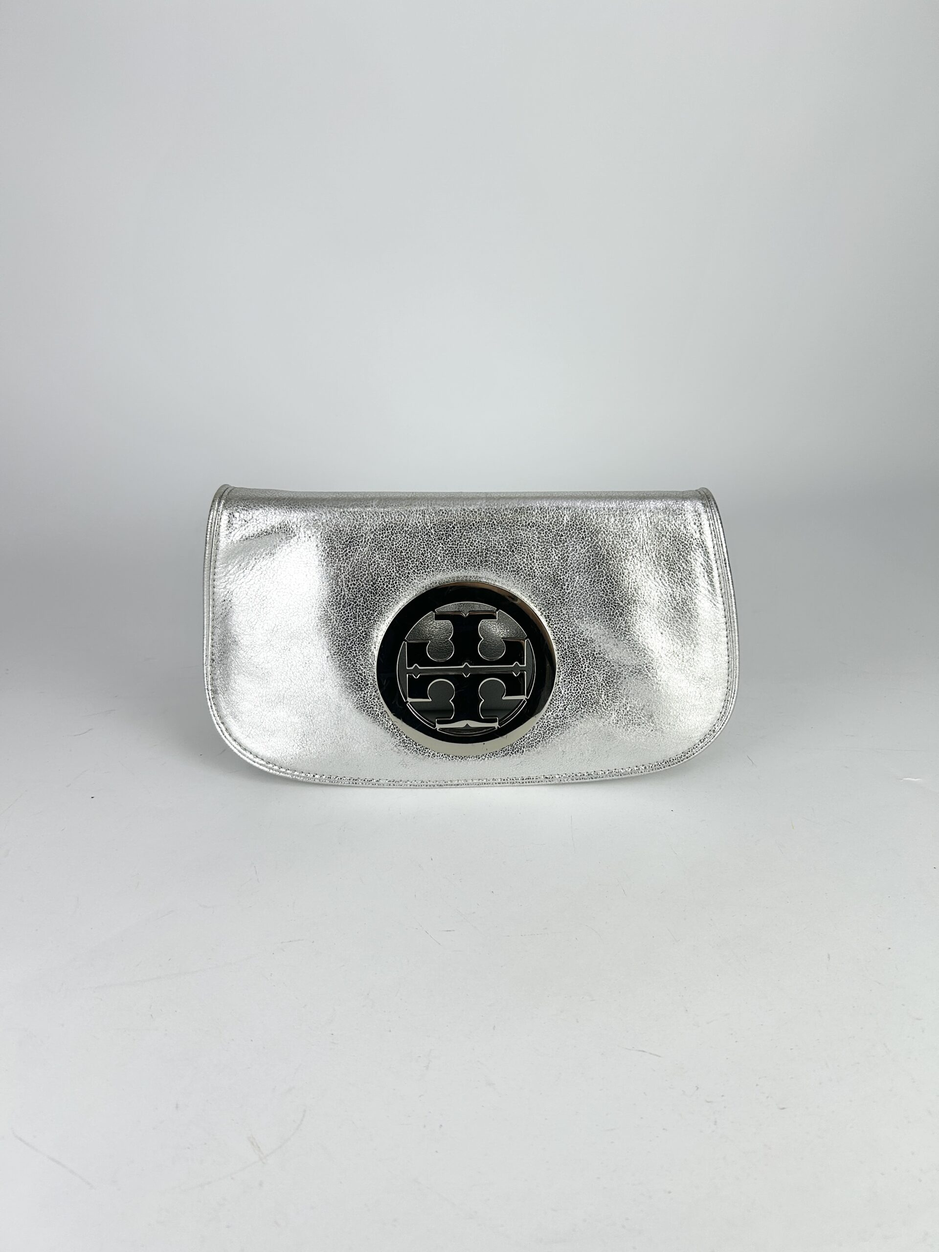 ToryBurch Reva Metallic Clutch - Image 3