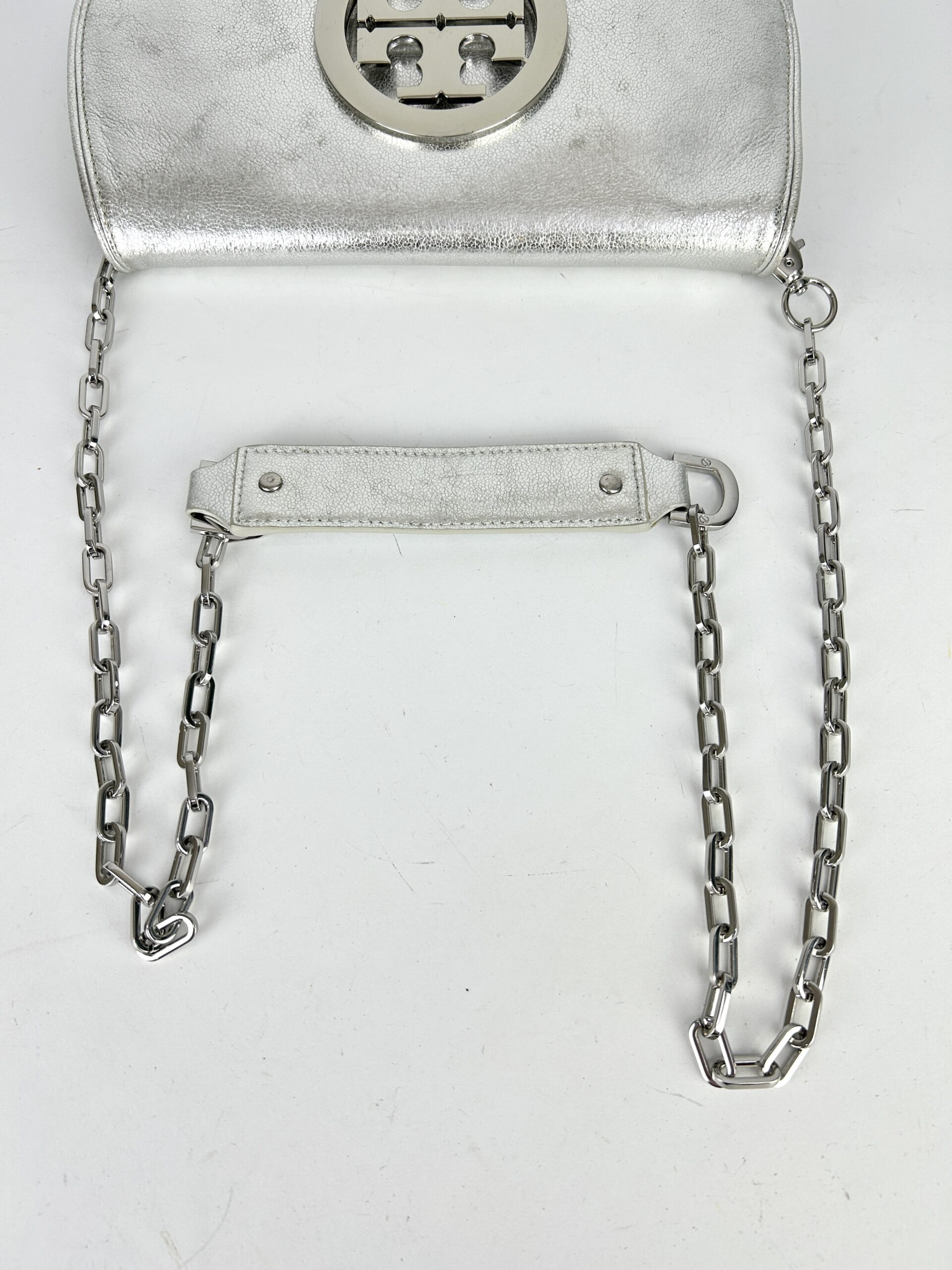 ToryBurch Reva Metallic Clutch - Image 5