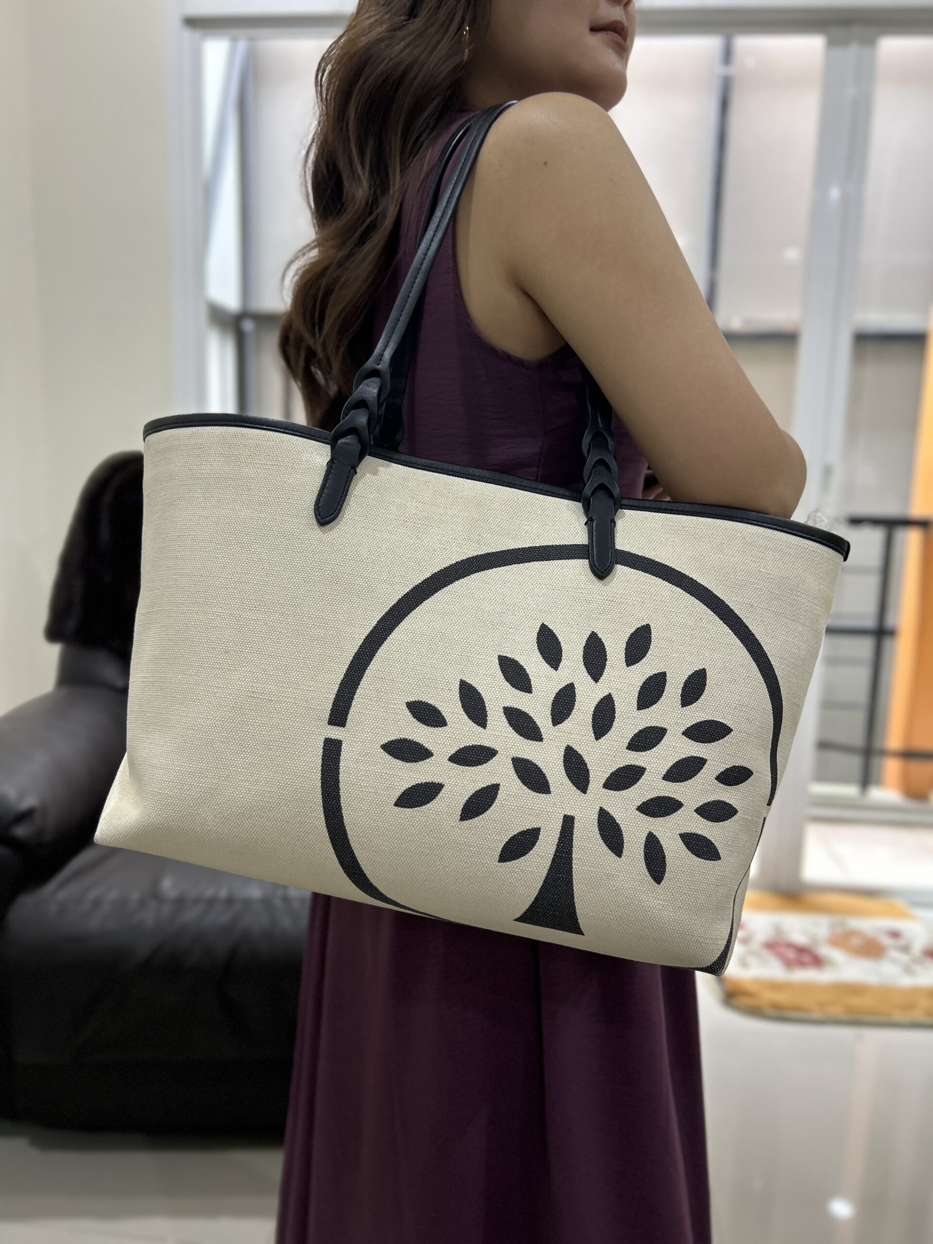 Mulberry Tree Tote Shoulder bag Y2023 - Image 2