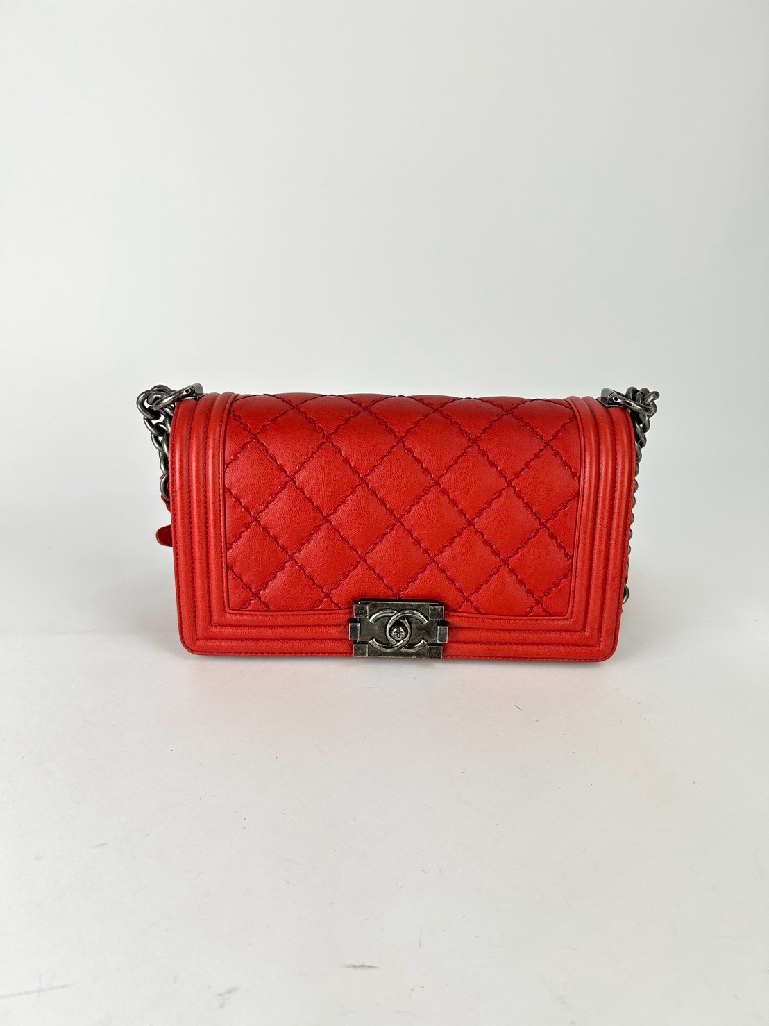 Chanel Quilted Boy 10 Flap bag holo21 - Image 4
