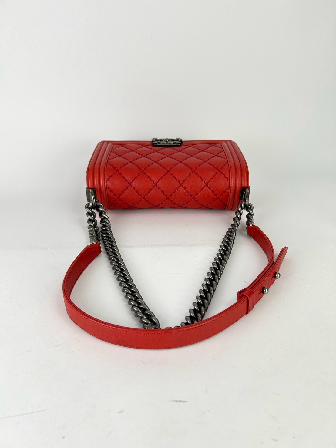 Chanel Quilted Boy 10 Flap bag holo21 - Image 6