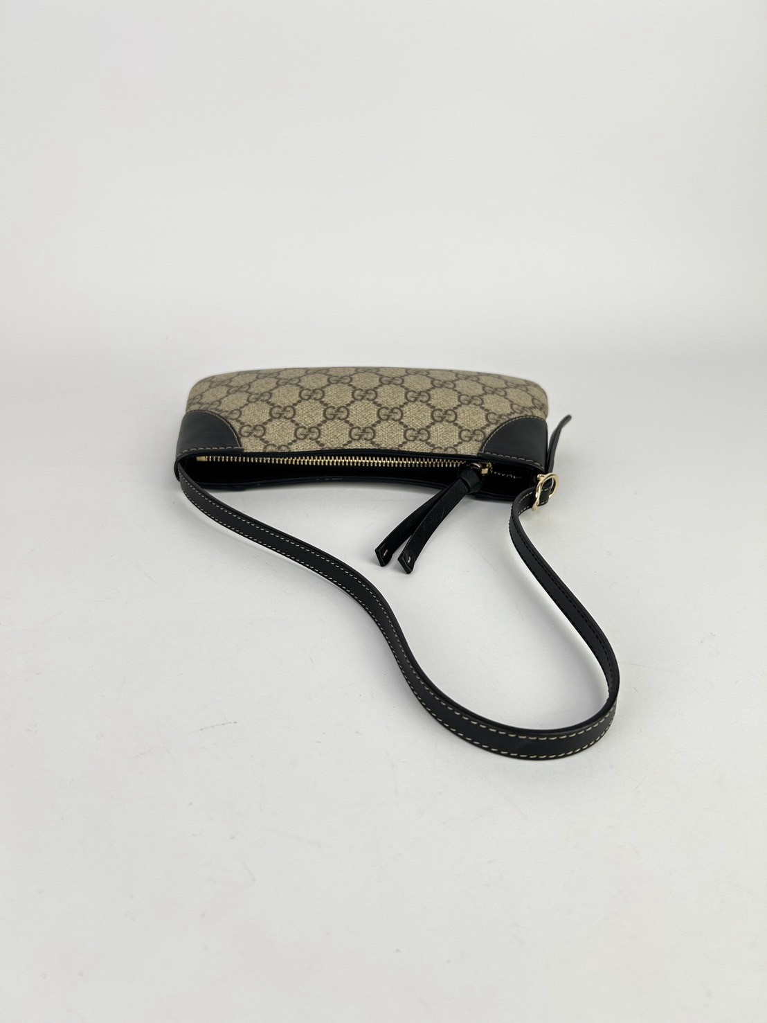 Gucci Gg Emblem Mini Pouch bag - Image 5