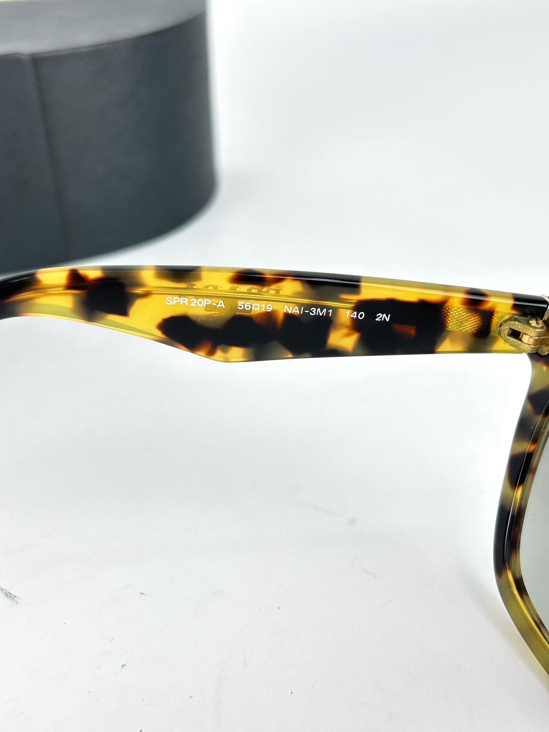 Prada SPR20P Sunglasses - Image 6