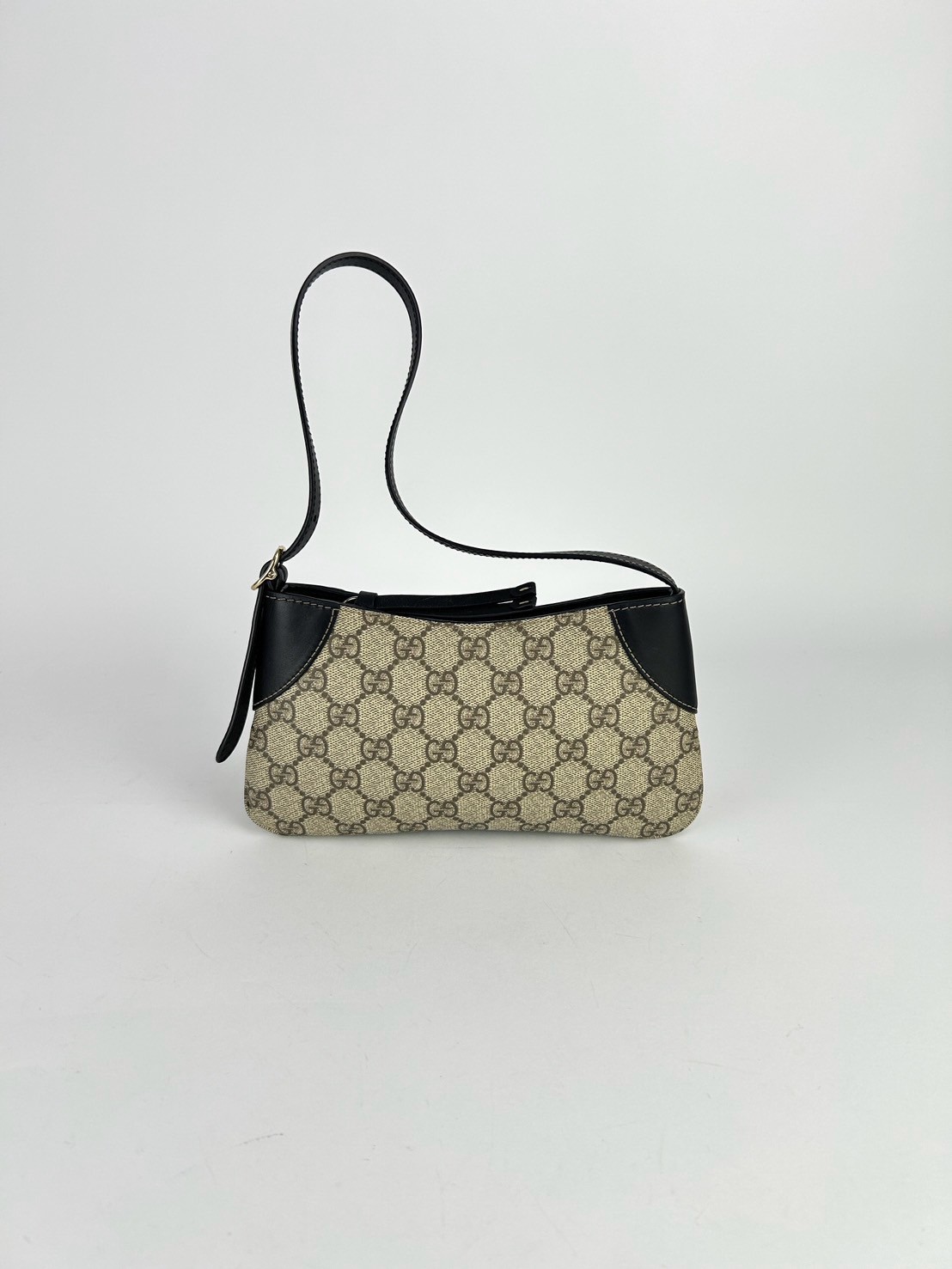 Gucci Gg Emblem Mini Pouch bag - Image 3