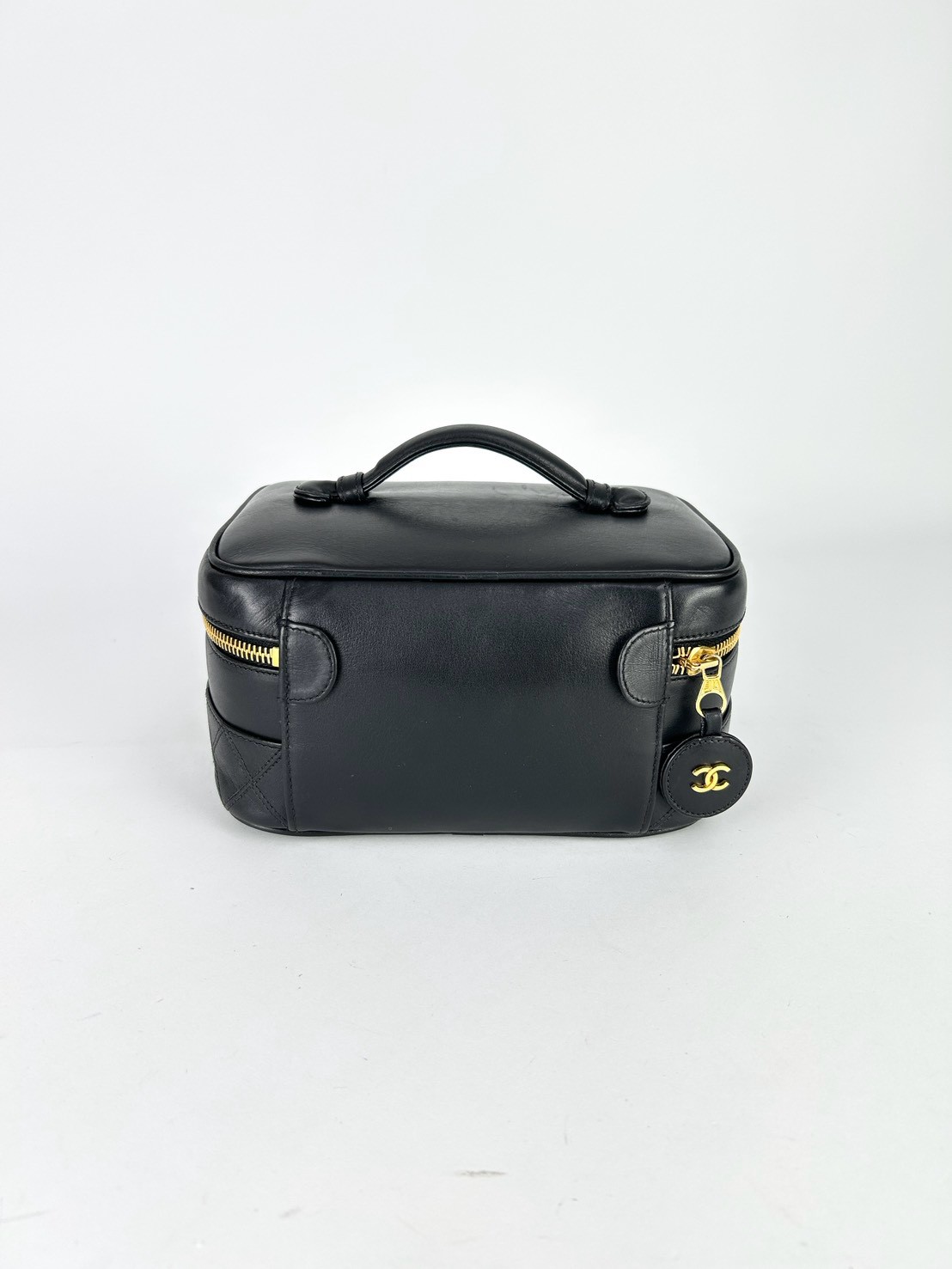 Chanel Vintage Bicoloe Vanity Pouch Holo 2 - Image 4