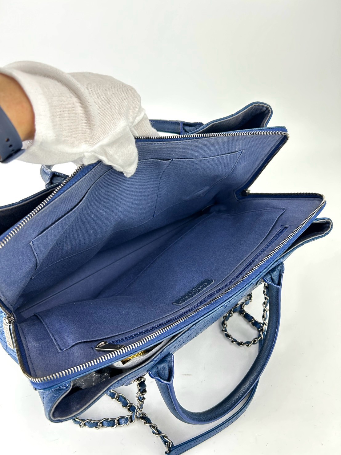 Chanel Quilted Boy 10 Flap bag holo21 - Image 3