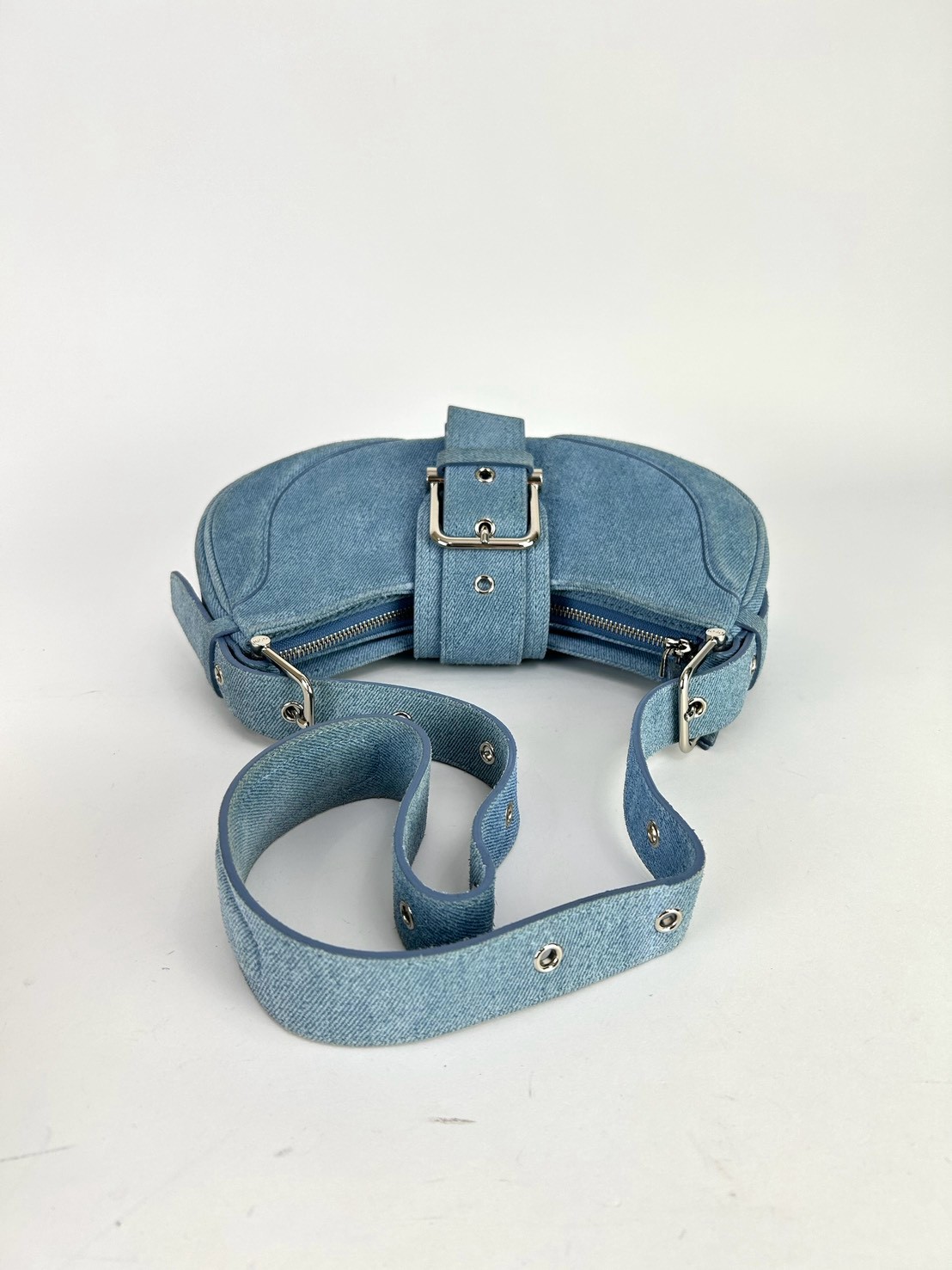 Osoi Hobo Brocle Bag - Image 5