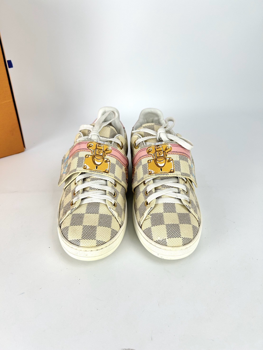LouisVuitton Damier Azur Summer Trunks Frontrow Sneakers Y2018 - Image 2