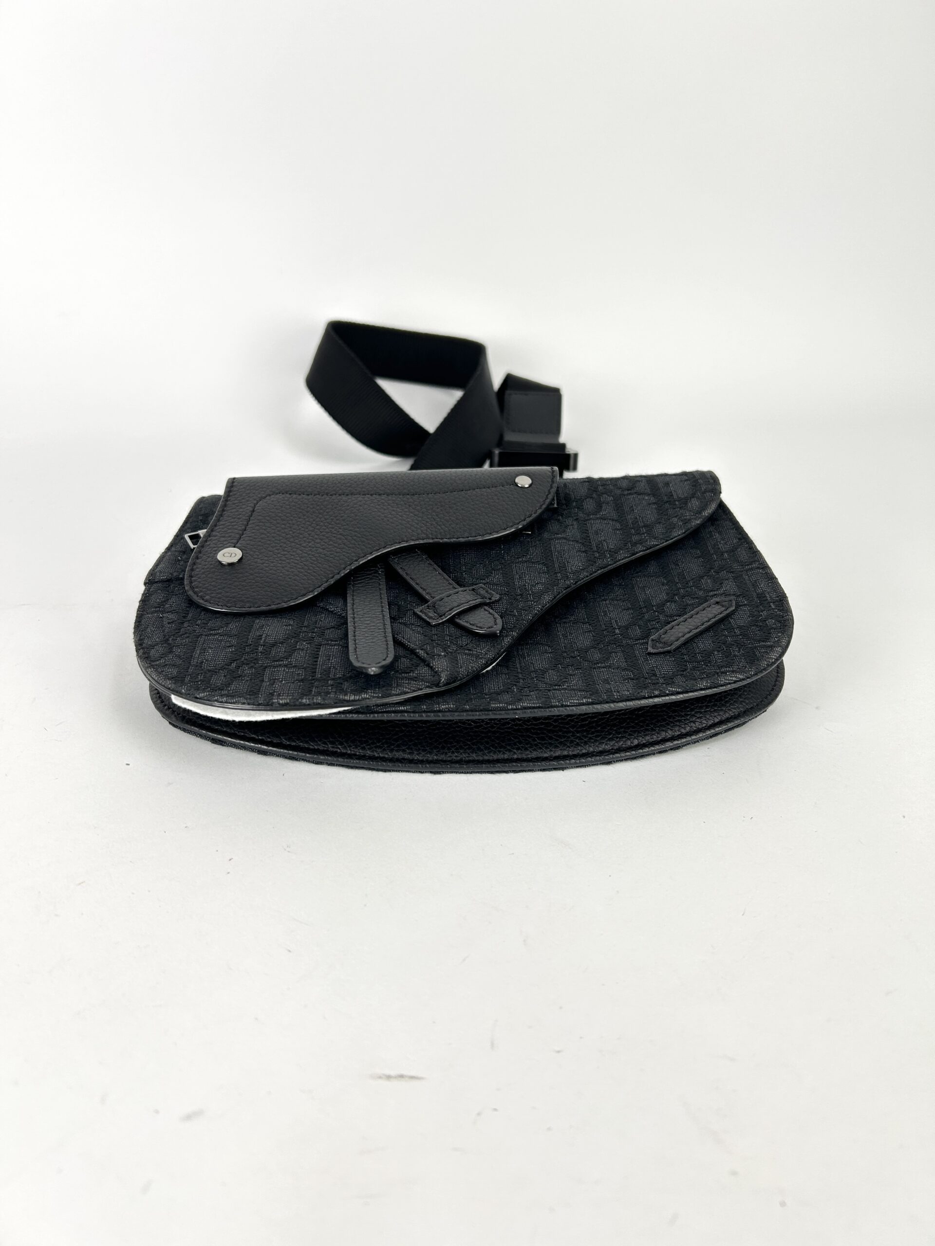 Dior Oblique Saddle Pouch bag Y2023 - Image 4