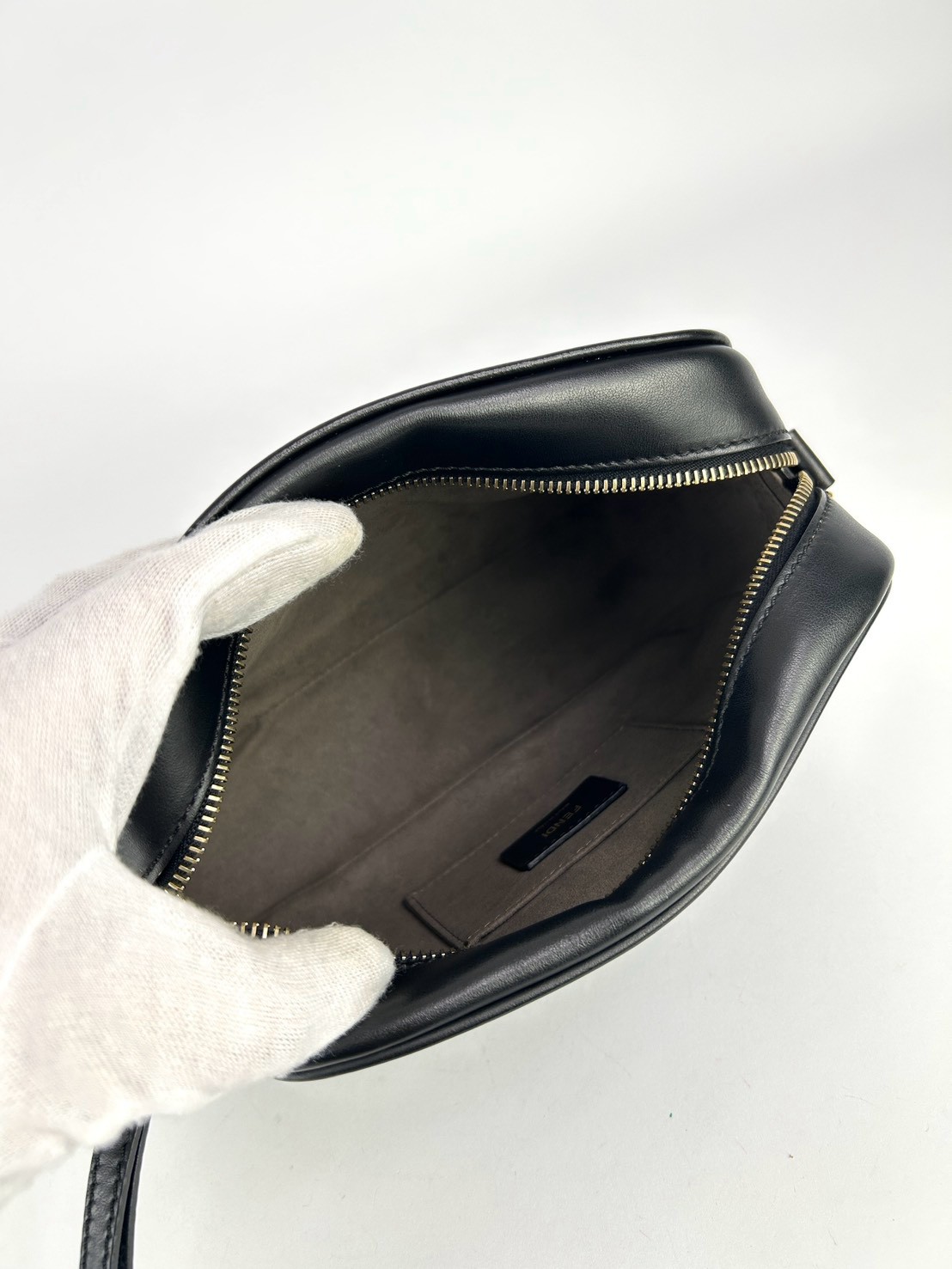 Fendi F is Camera Crossbody bag Y2017 - Image 6