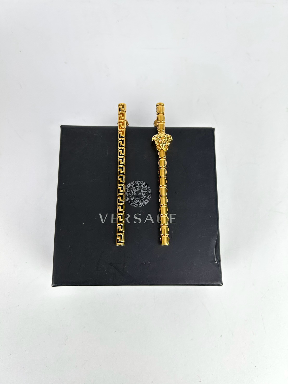 Versace La Medusa Greca Asymmetric Drop - Image 3