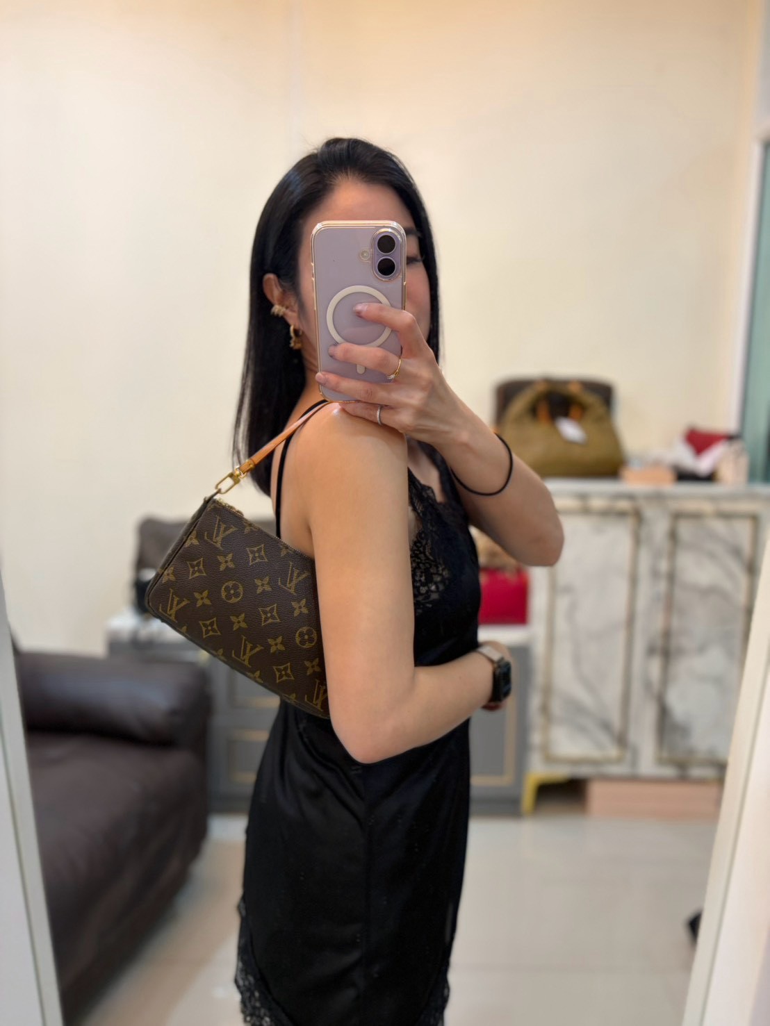 LouisVuitton Pochette Accessoires Monogram Y2001 - Image 2