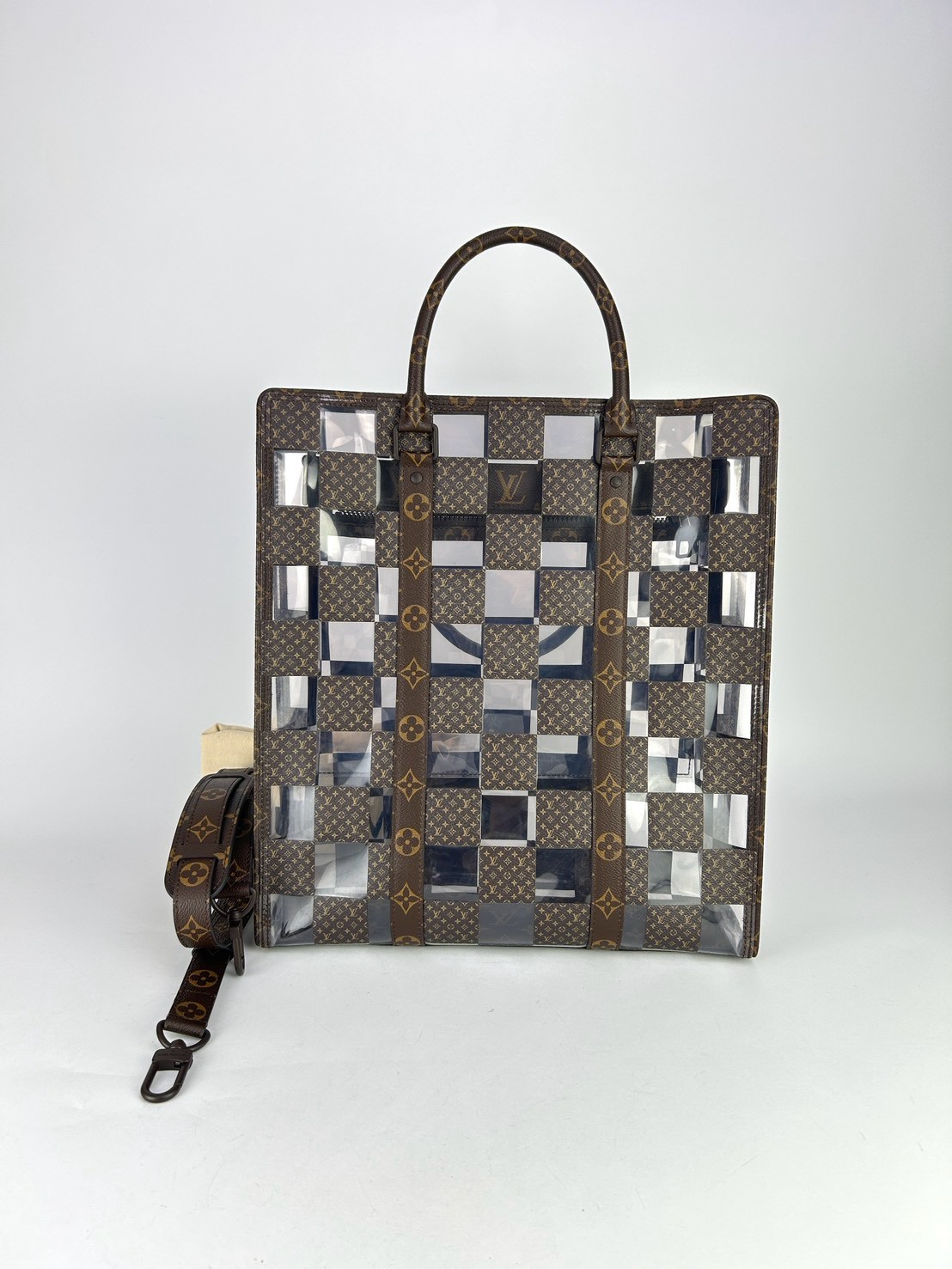 LouisVuitton PVC Monogram Chess Sac Plat Y2022