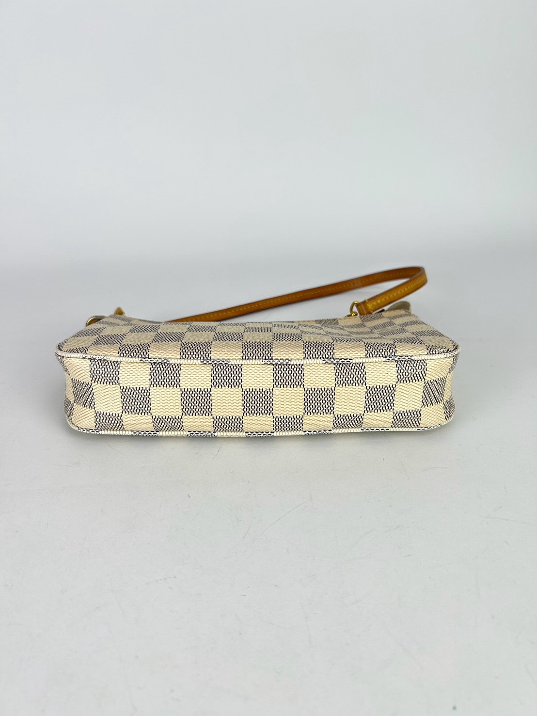 LouisVuitton Azur Pochette Accessoires Bag Y2014 - Image 4