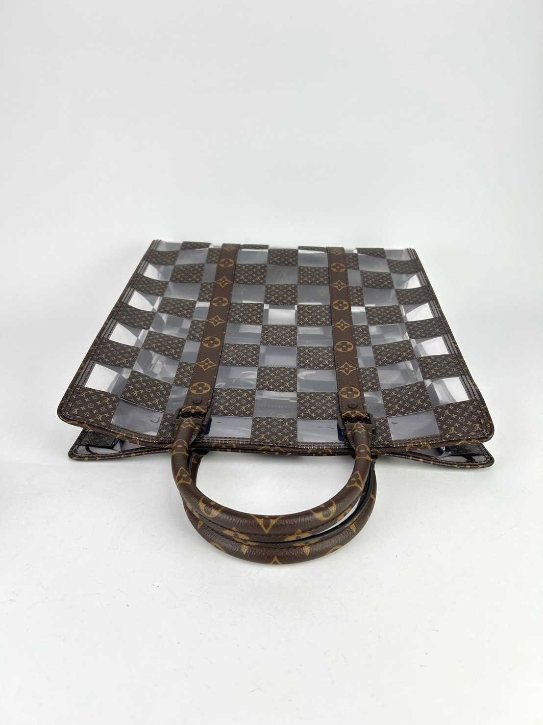 LouisVuitton PVC Monogram Chess Sac Plat Y2022 - Image 5