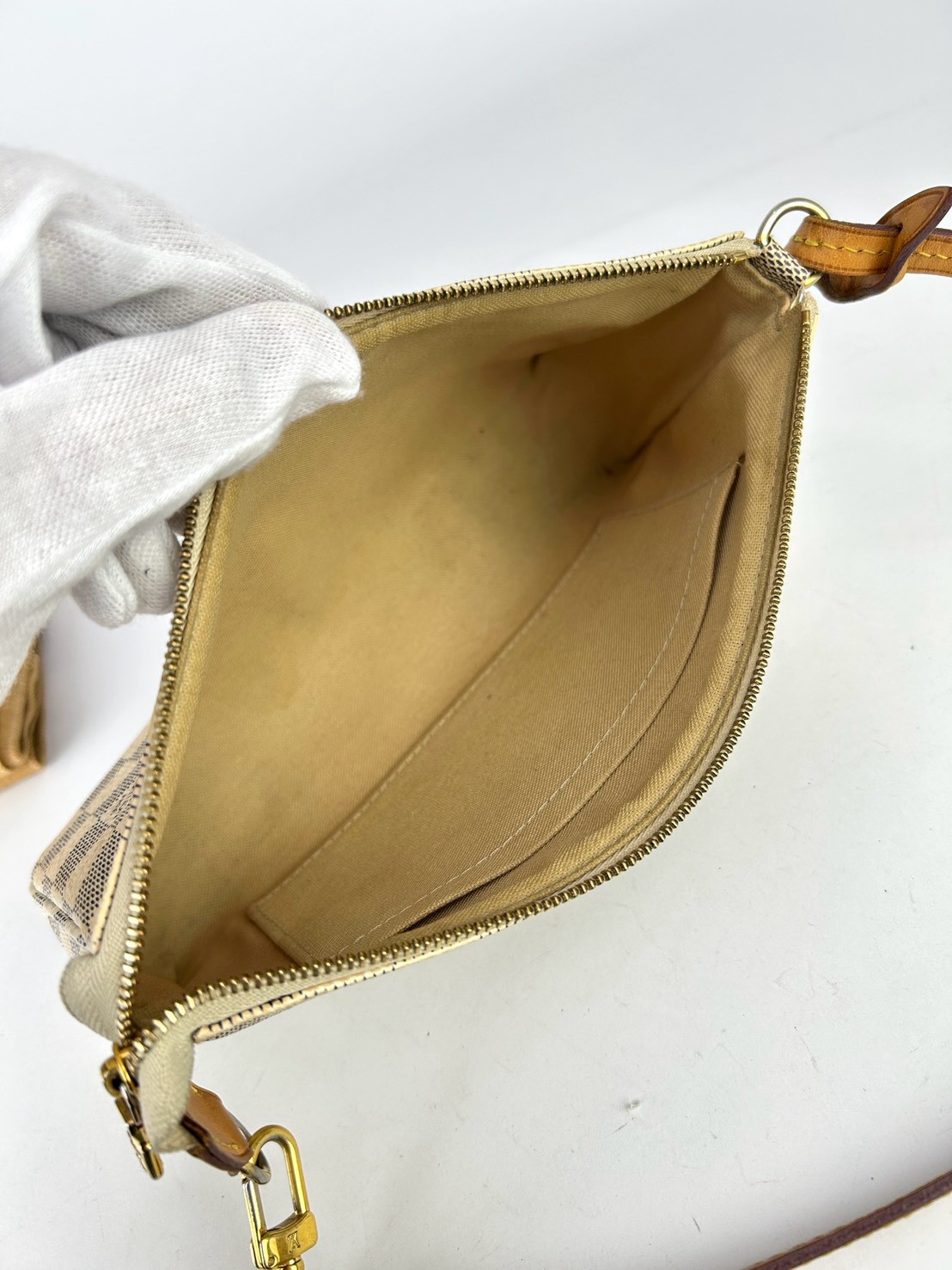 LouisVuitton Azur Pochette Accessoires Bag Y2014 - Image 6