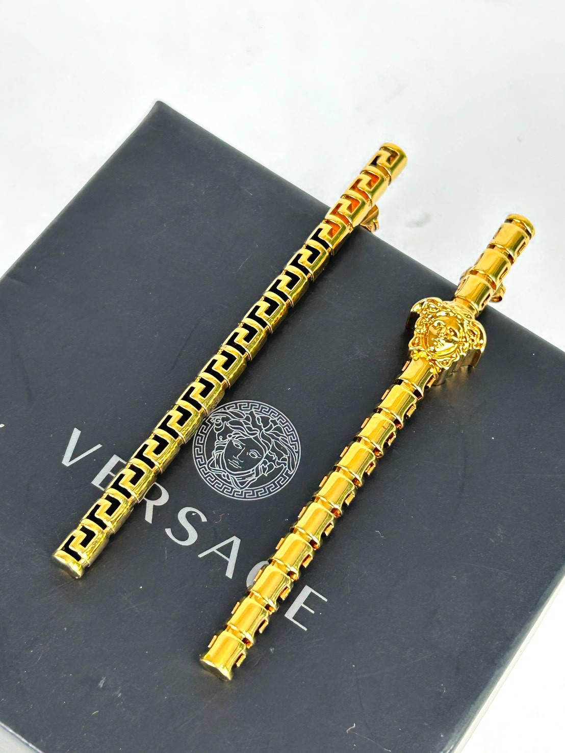 Versace La Medusa Greca Asymmetric Drop - Image 4