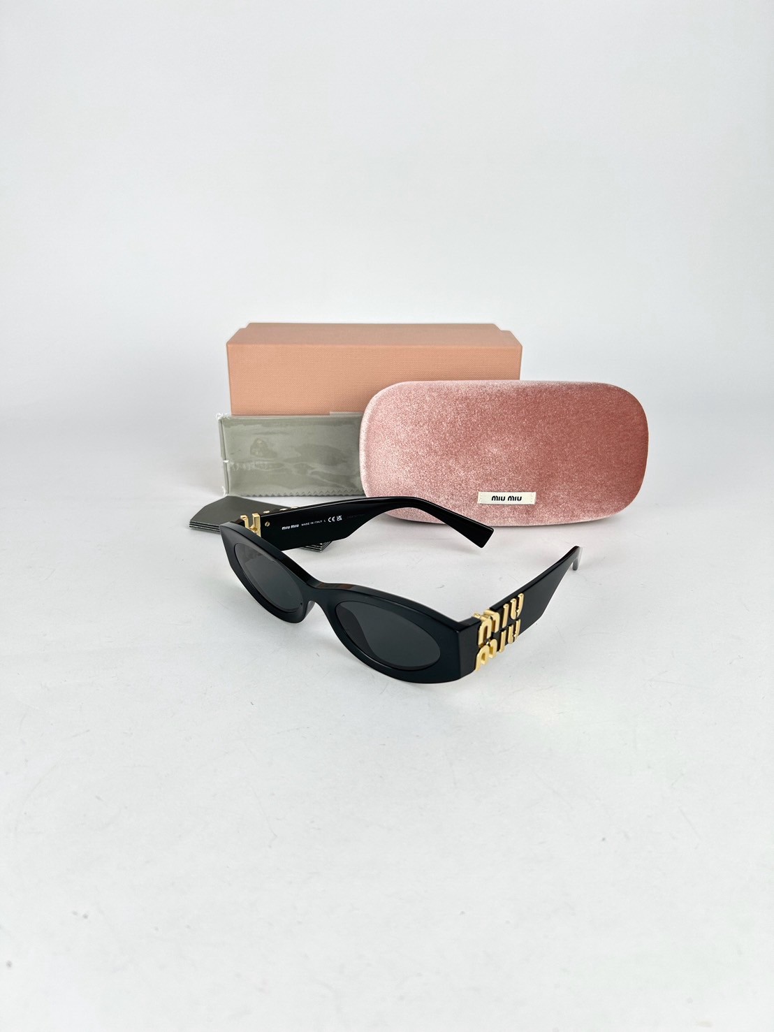 Miumiu Glimpse MU11W Sunglasses