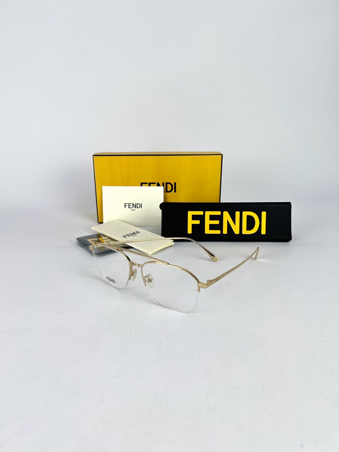 Fendi FE50033U Eyeglasses