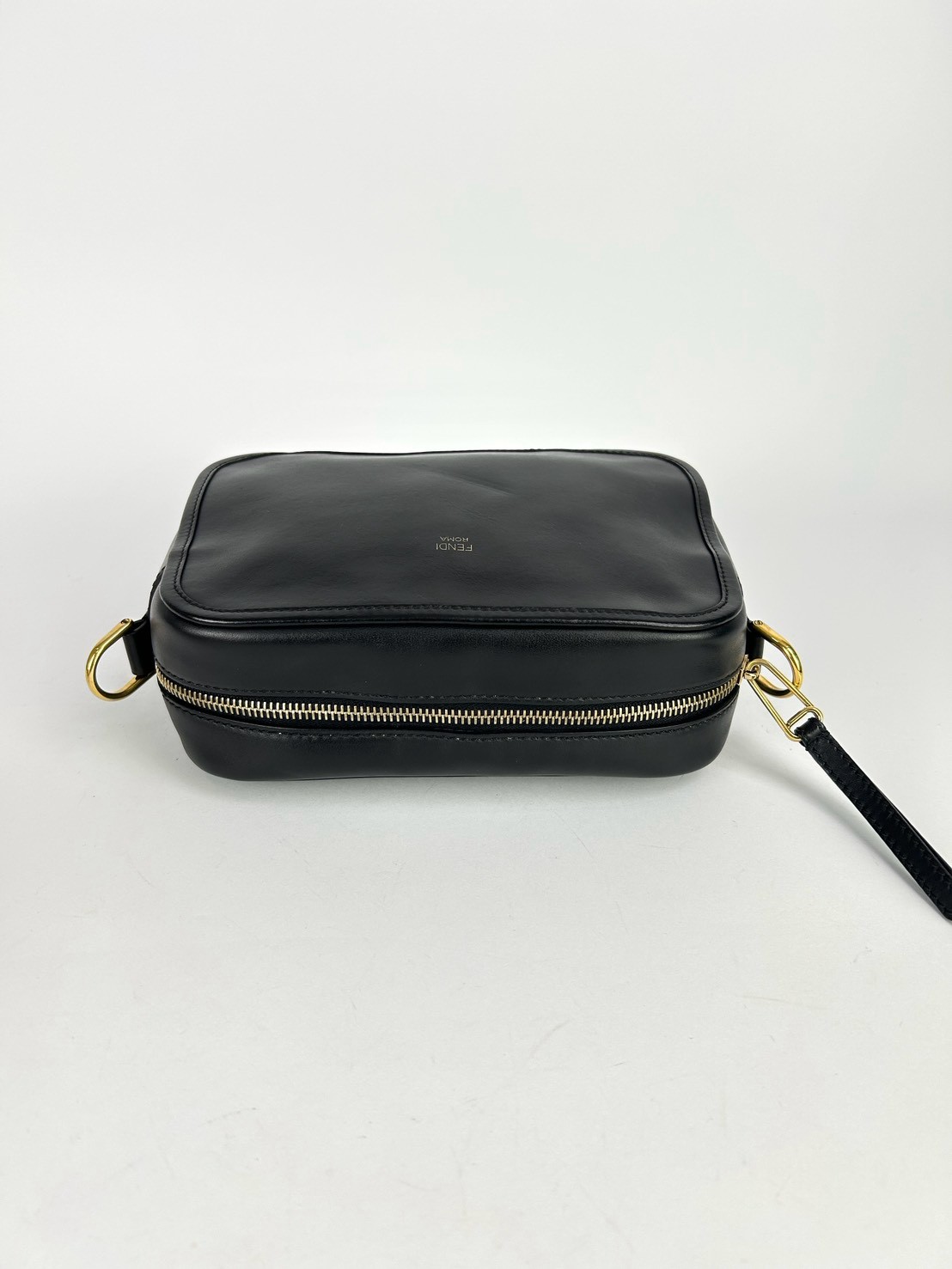 Fendi F is Camera Crossbody bag Y2017 - Image 5