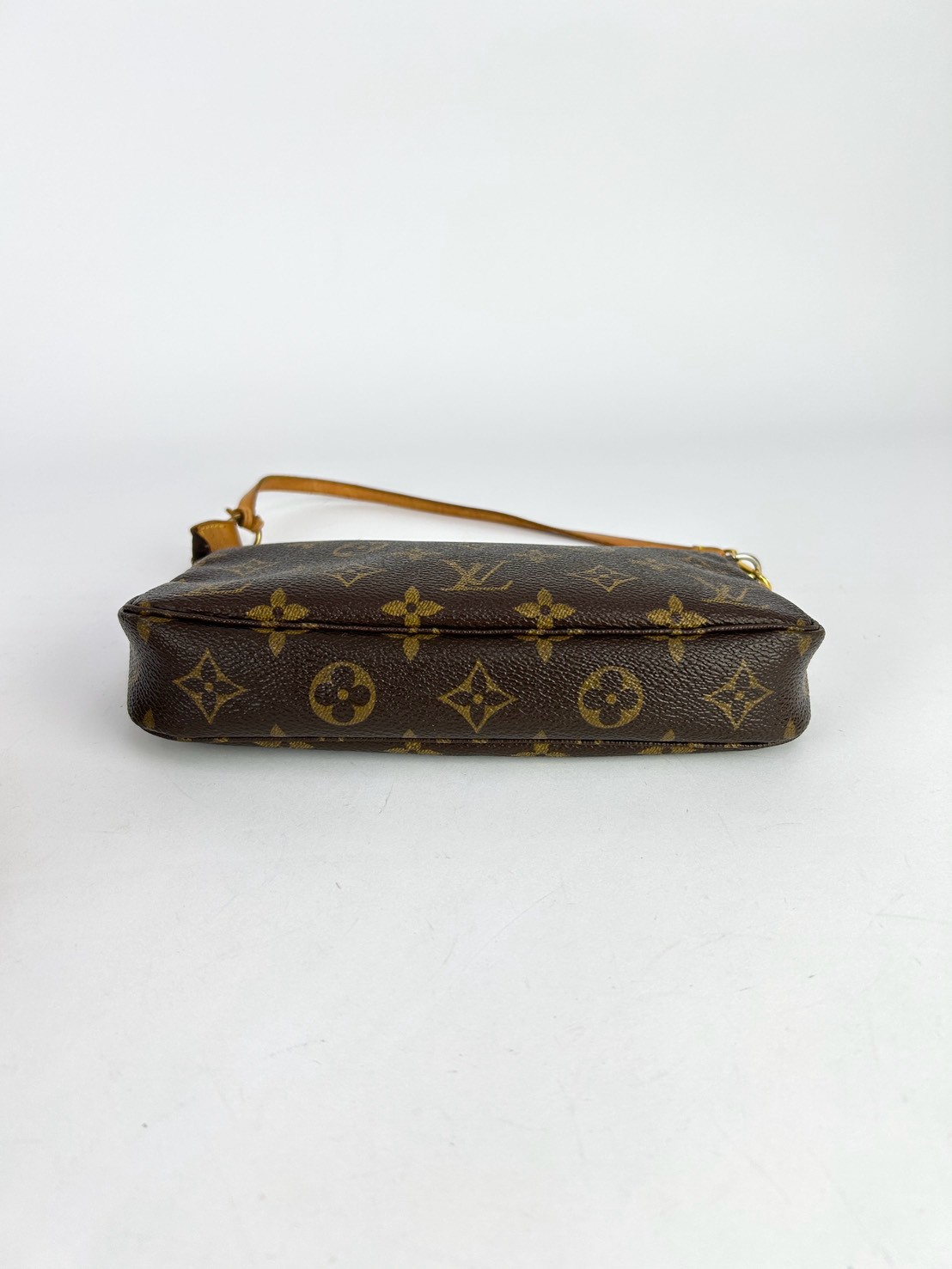 LouisVuitton Pochette Accessoires Monogram Y2001 - Image 4
