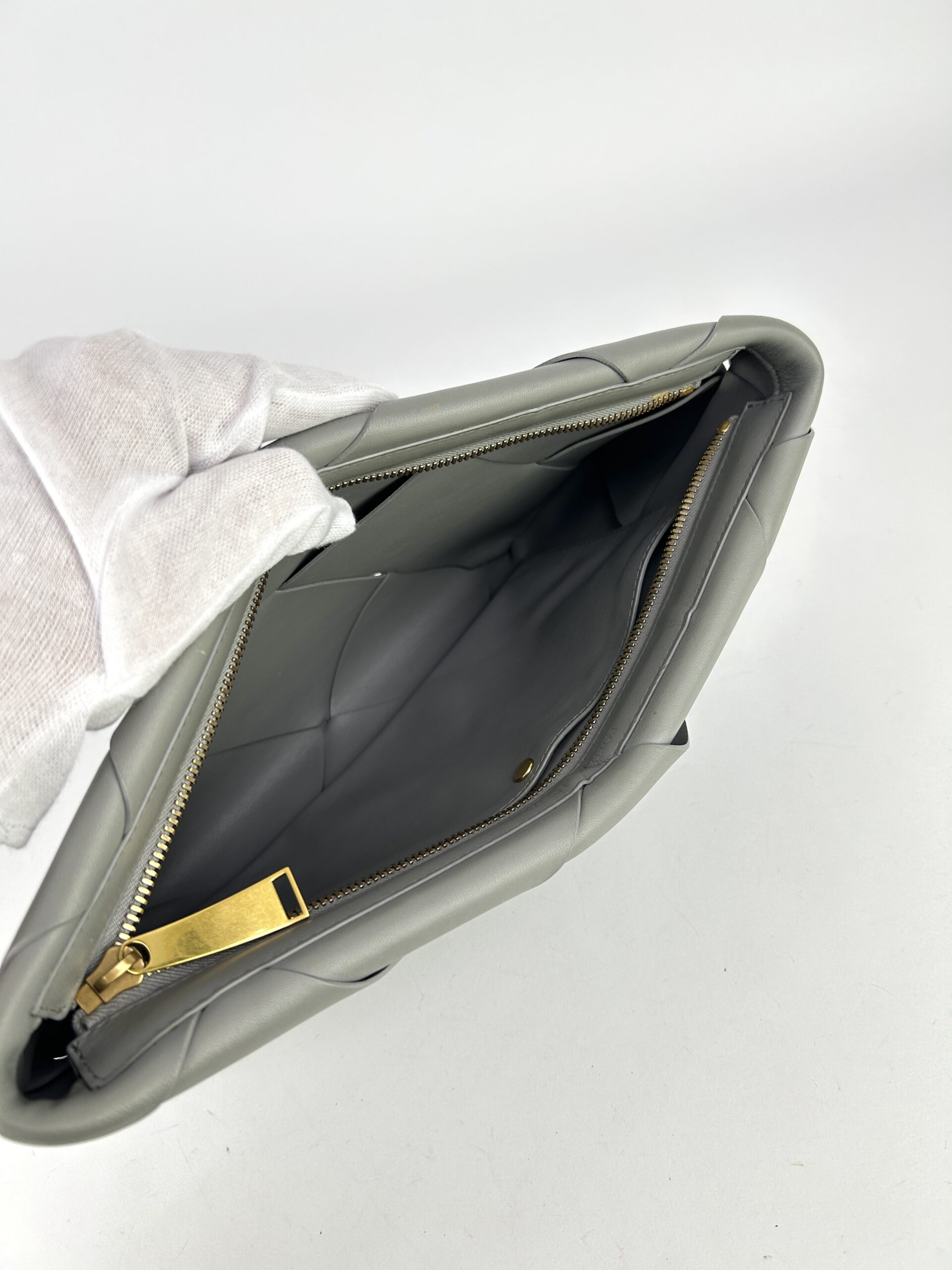 Bottega Maxi Intrecciato Clutch bag - Image 6
